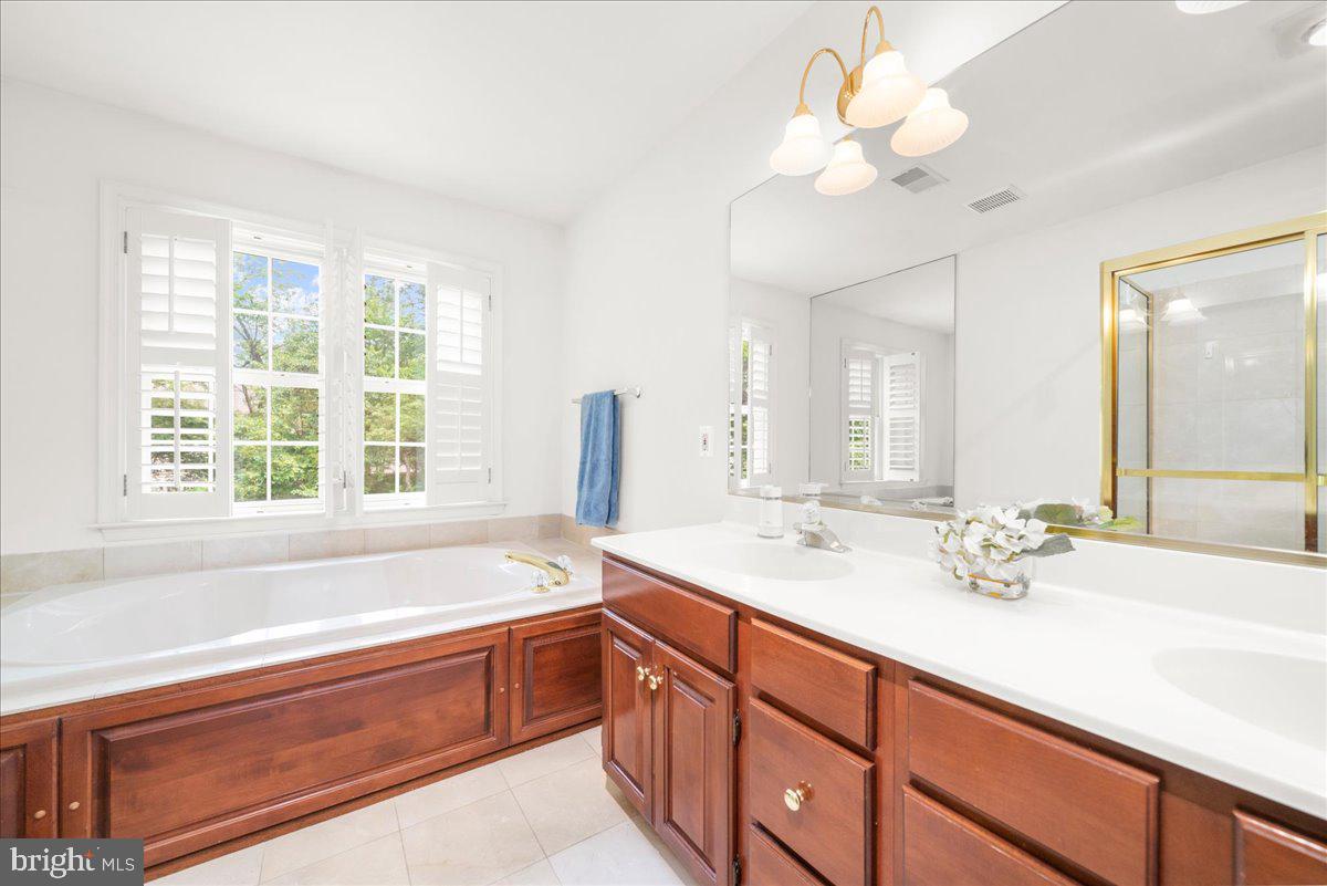 FERNLEIGH - Residential