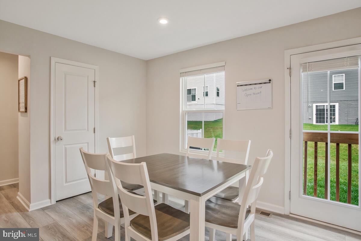 MEADE'S CROSSING - Residential