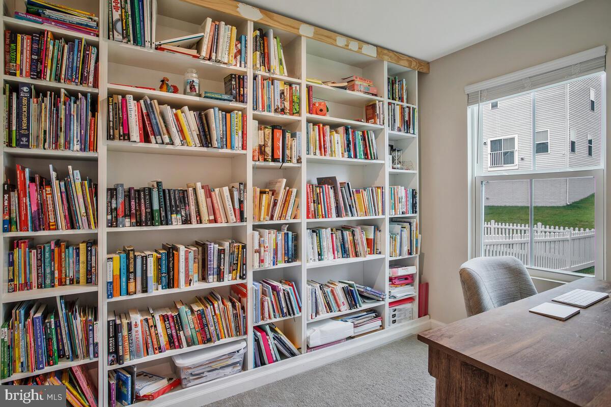 MEADE'S CROSSING - Residential