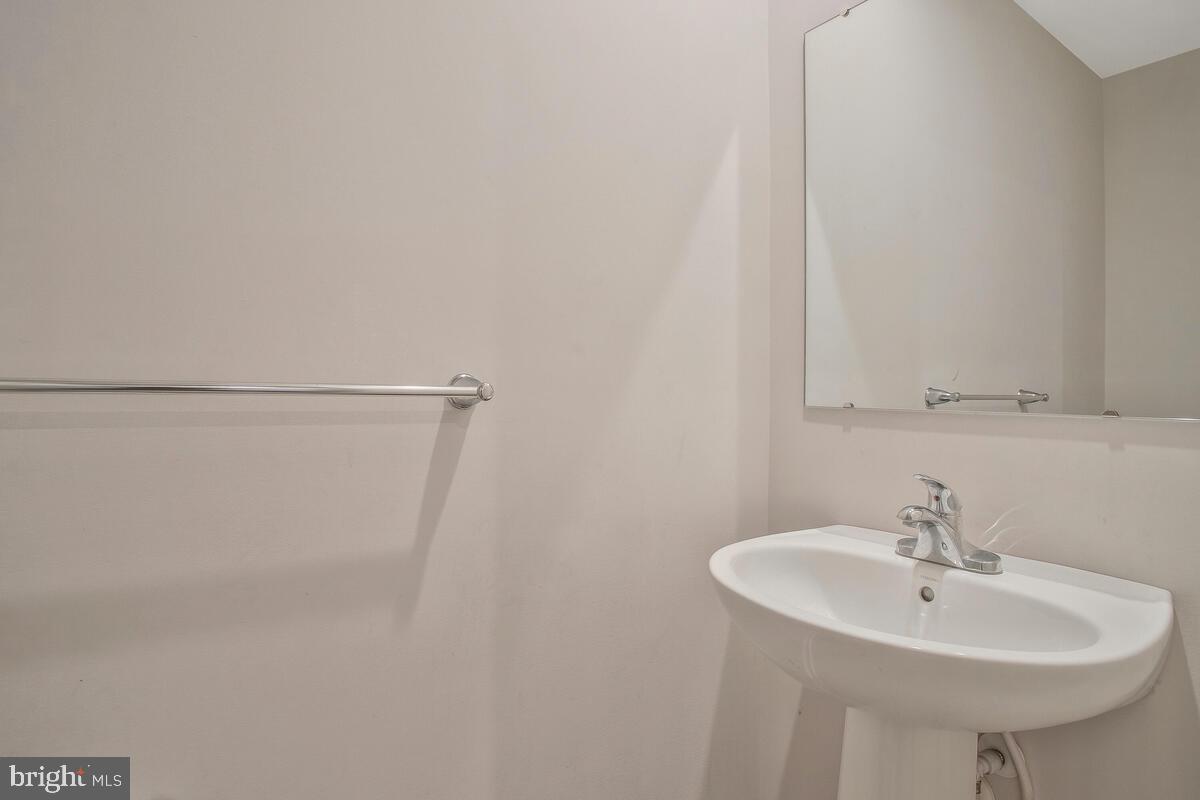 MEADE'S CROSSING - Residential