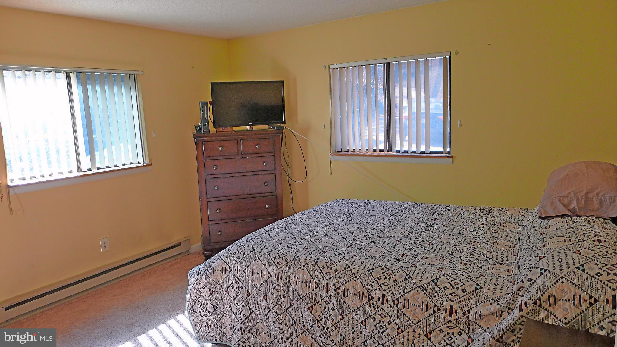 GLENWOOD FOREST - Residential