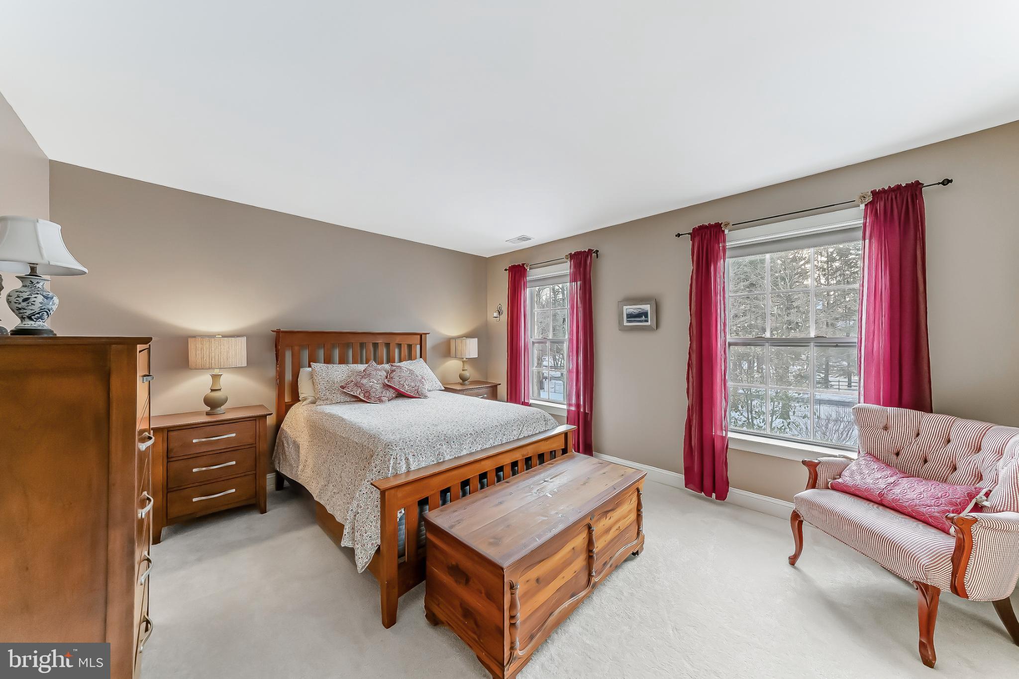 RADNOR HUNT - Residential