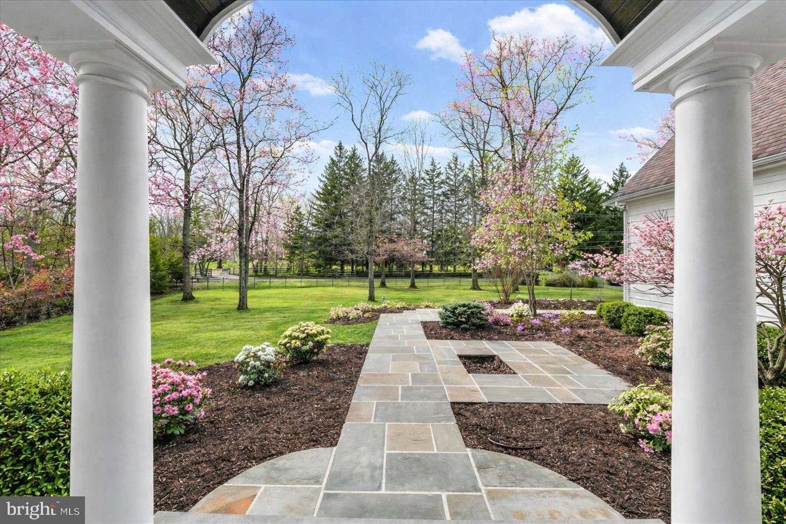 RADNOR HUNT - Residential