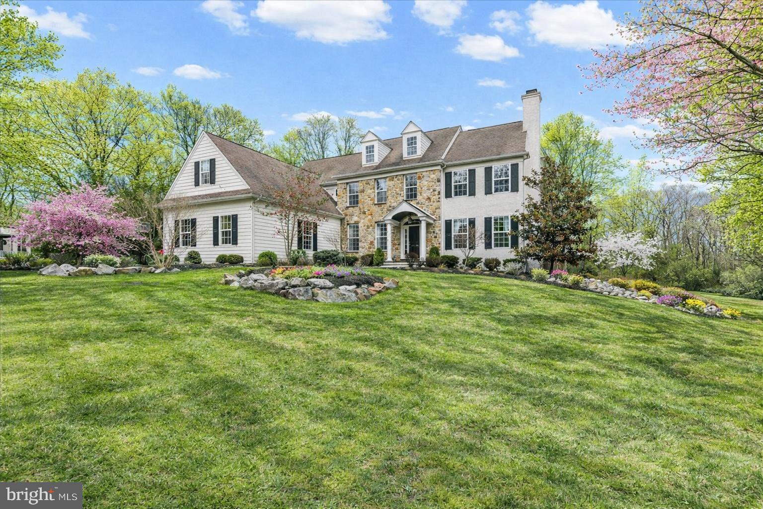 RADNOR HUNT - Residential