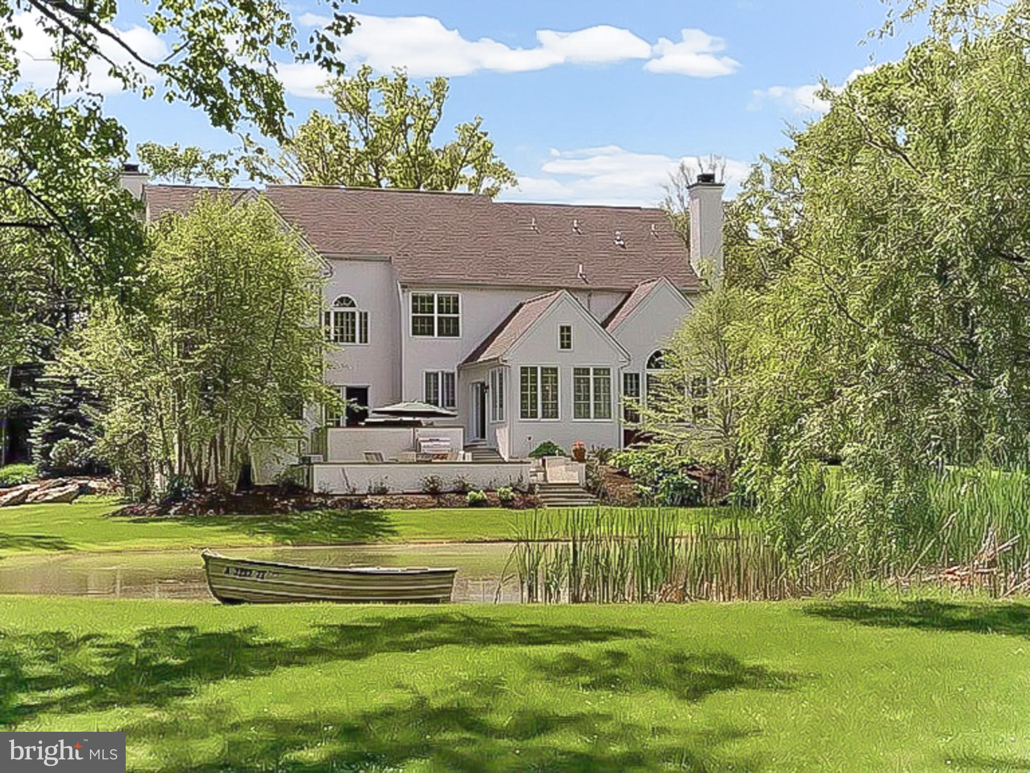 RADNOR HUNT - Residential