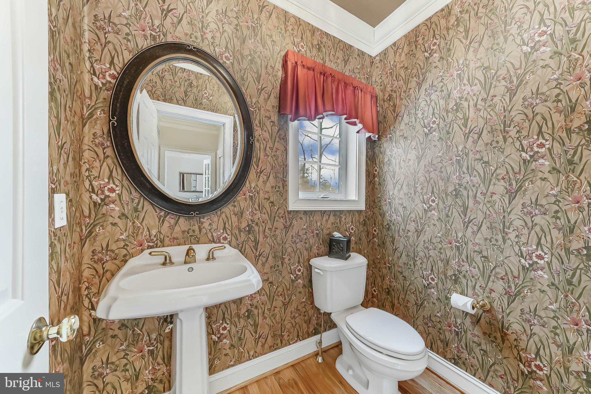 RADNOR HUNT - Residential