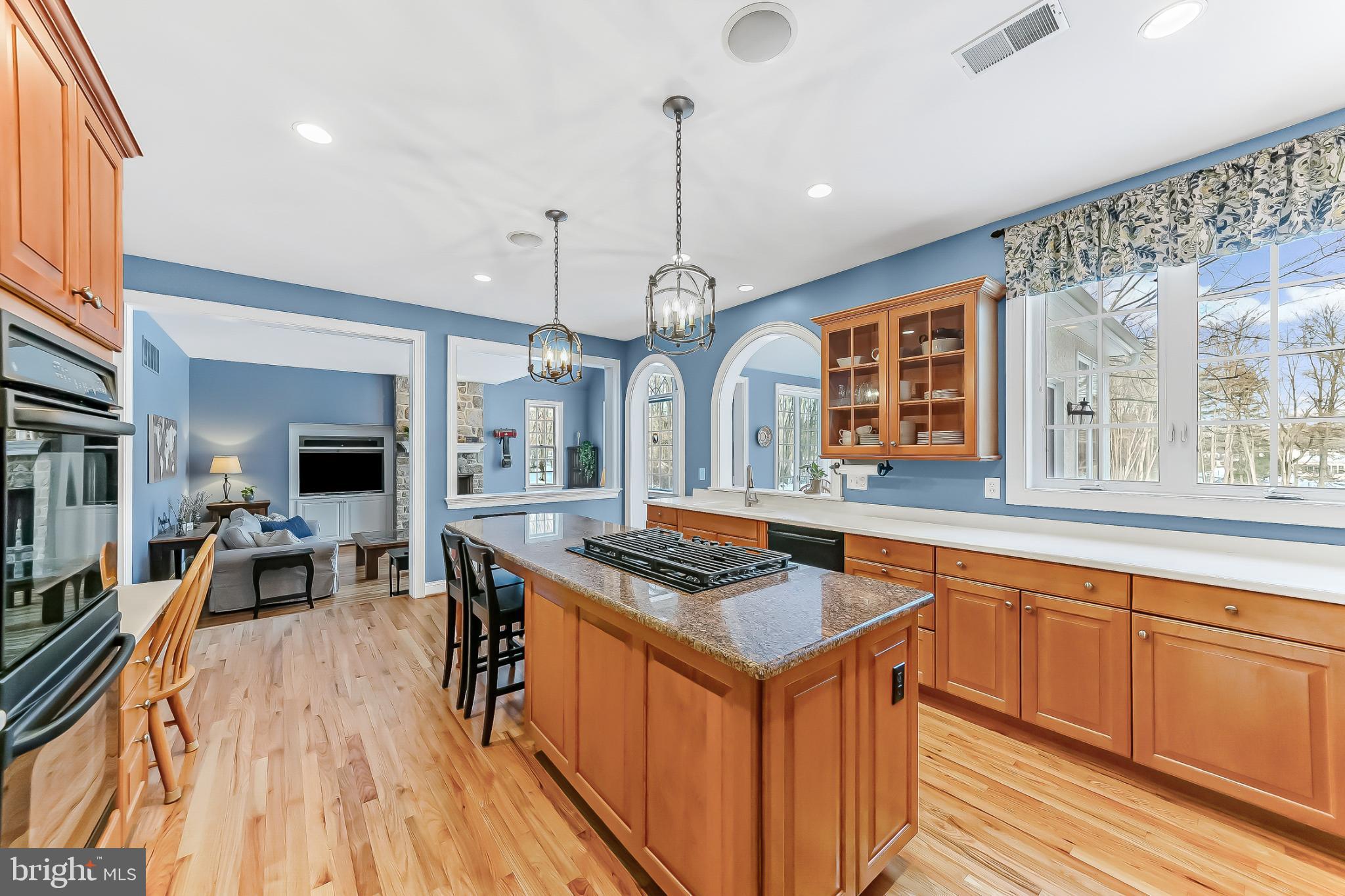 RADNOR HUNT - Residential