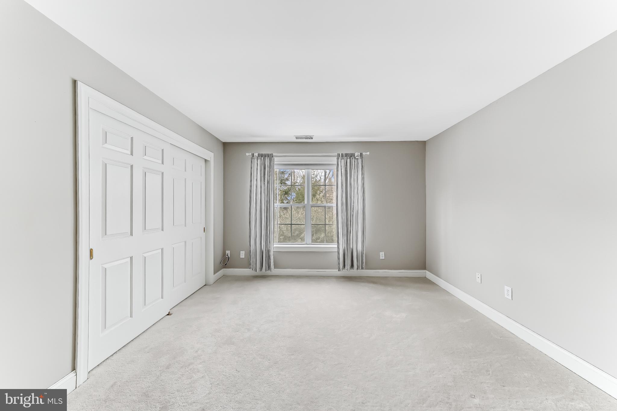 RADNOR HUNT - Residential