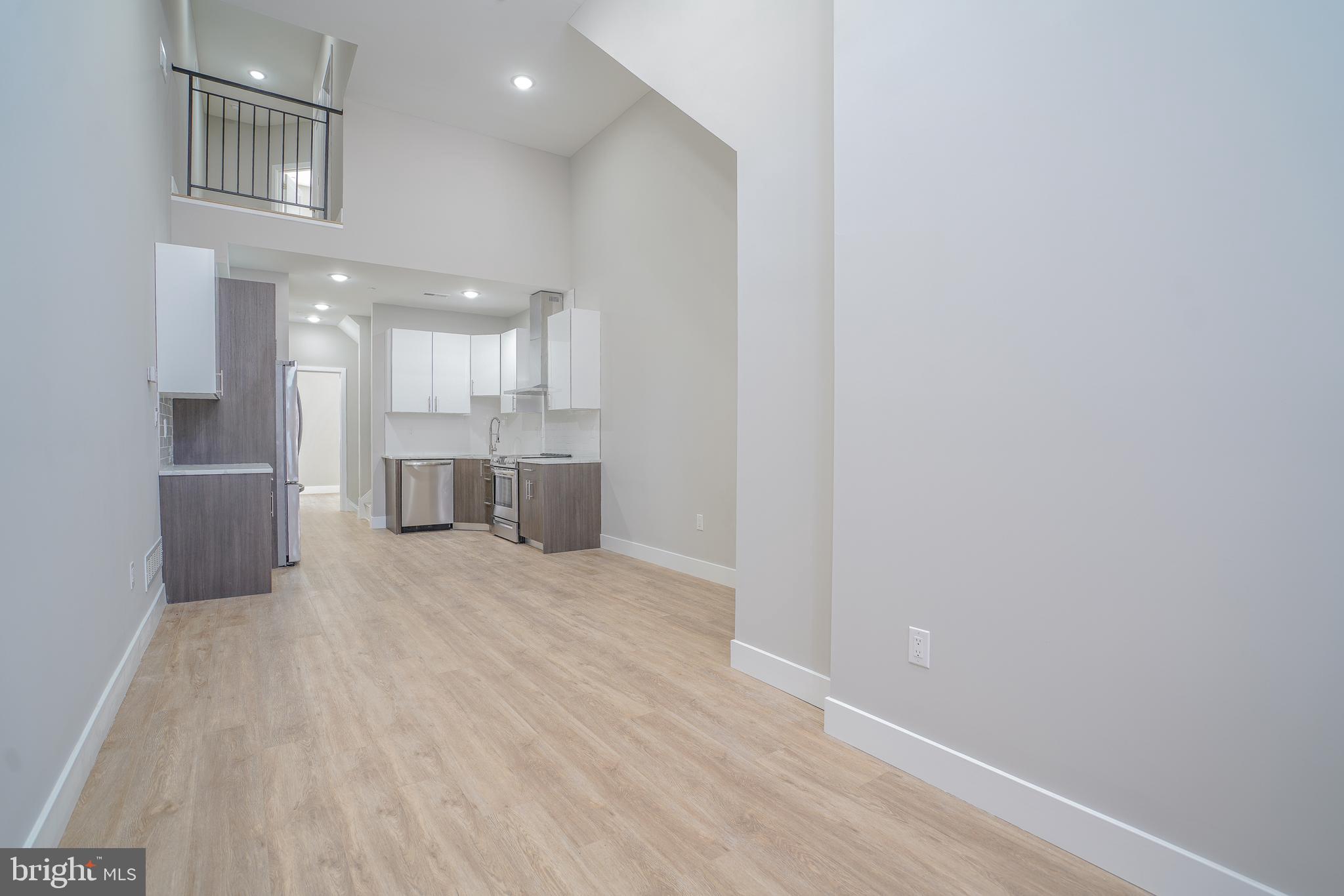 OLDE KENSINGTON - Residential Lease
