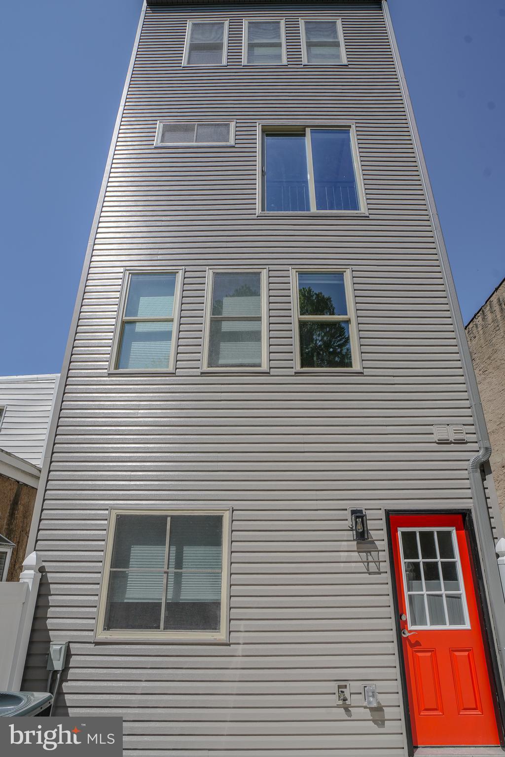 OLDE KENSINGTON - Residential Lease