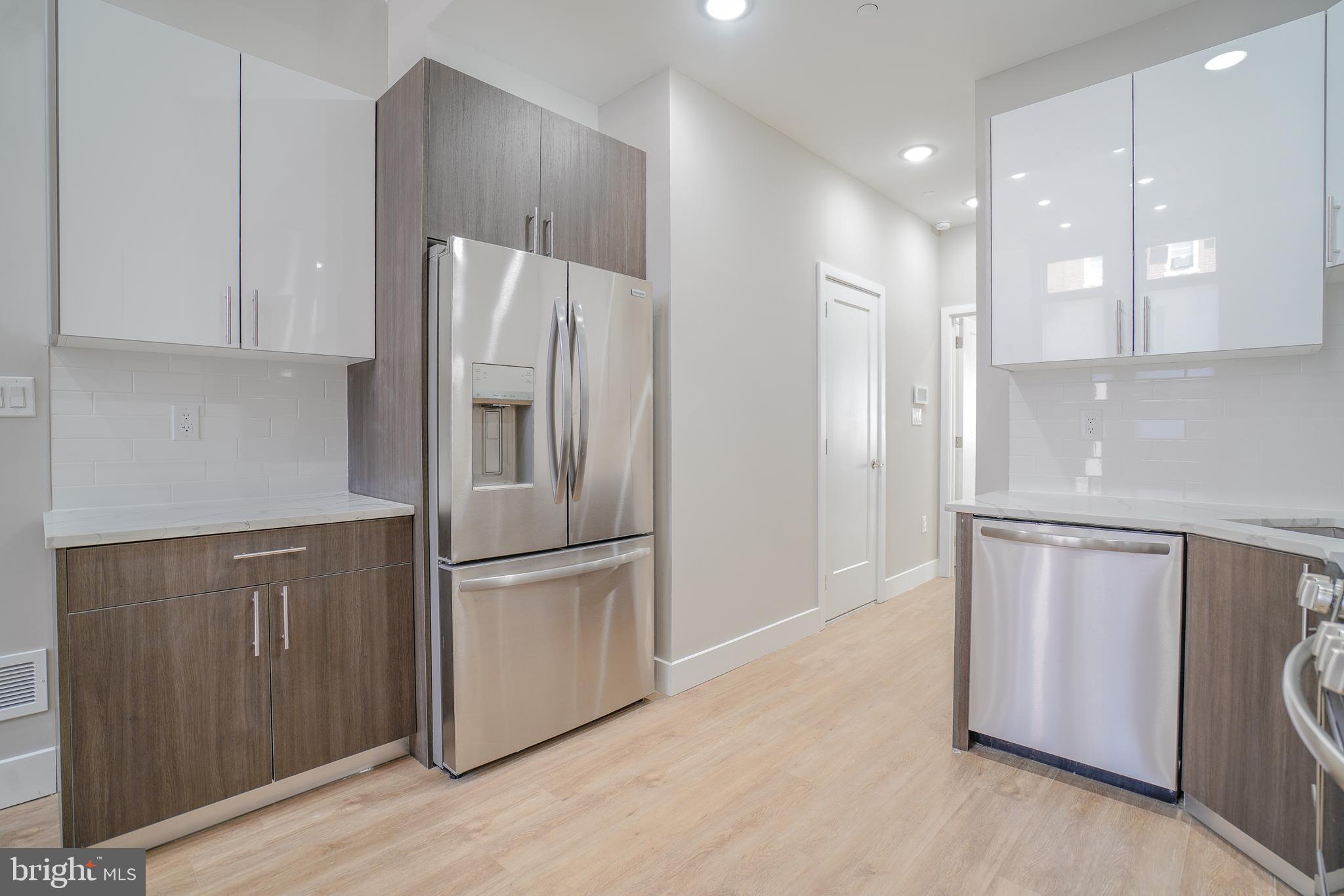OLDE KENSINGTON - Residential Lease