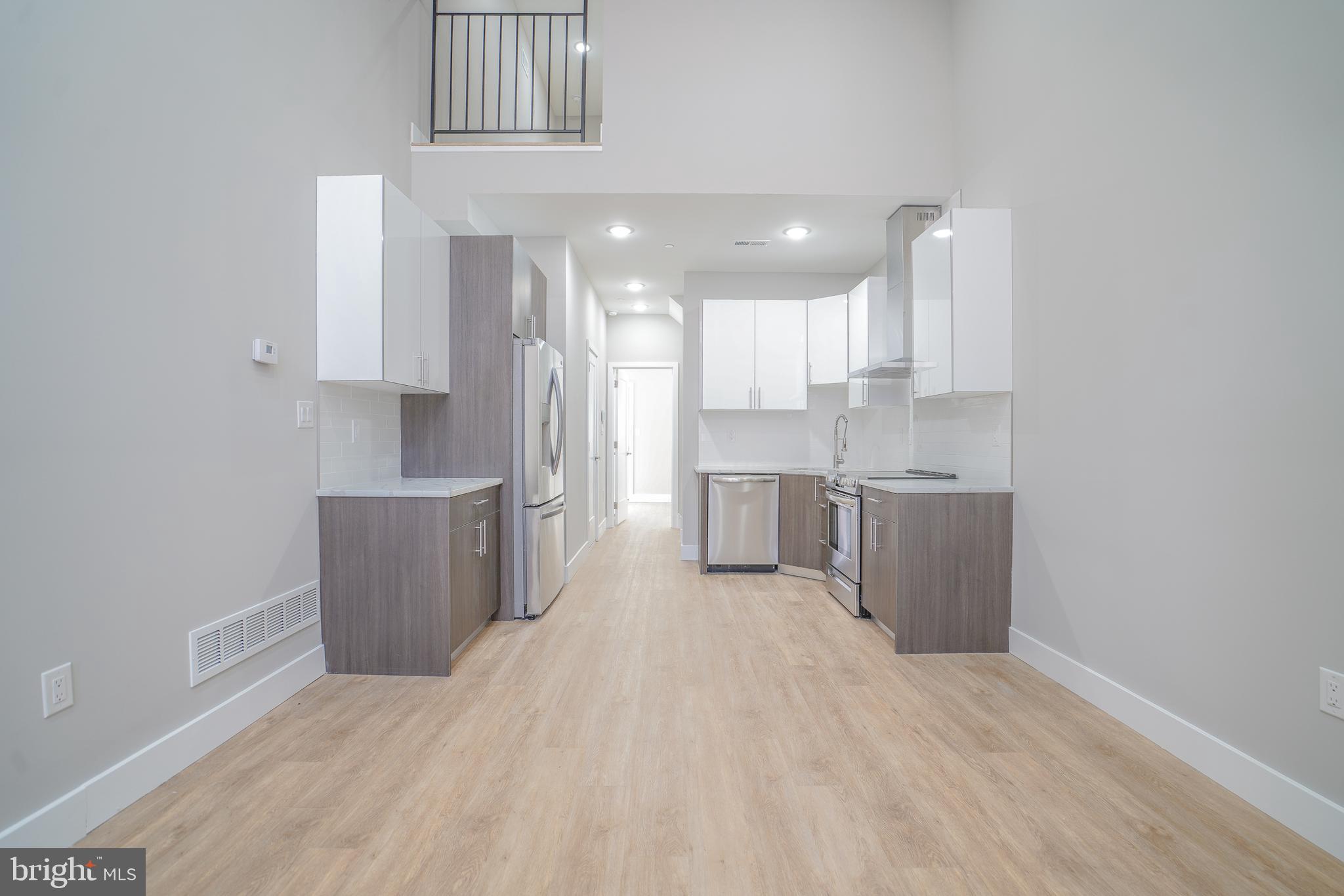OLDE KENSINGTON - Residential Lease