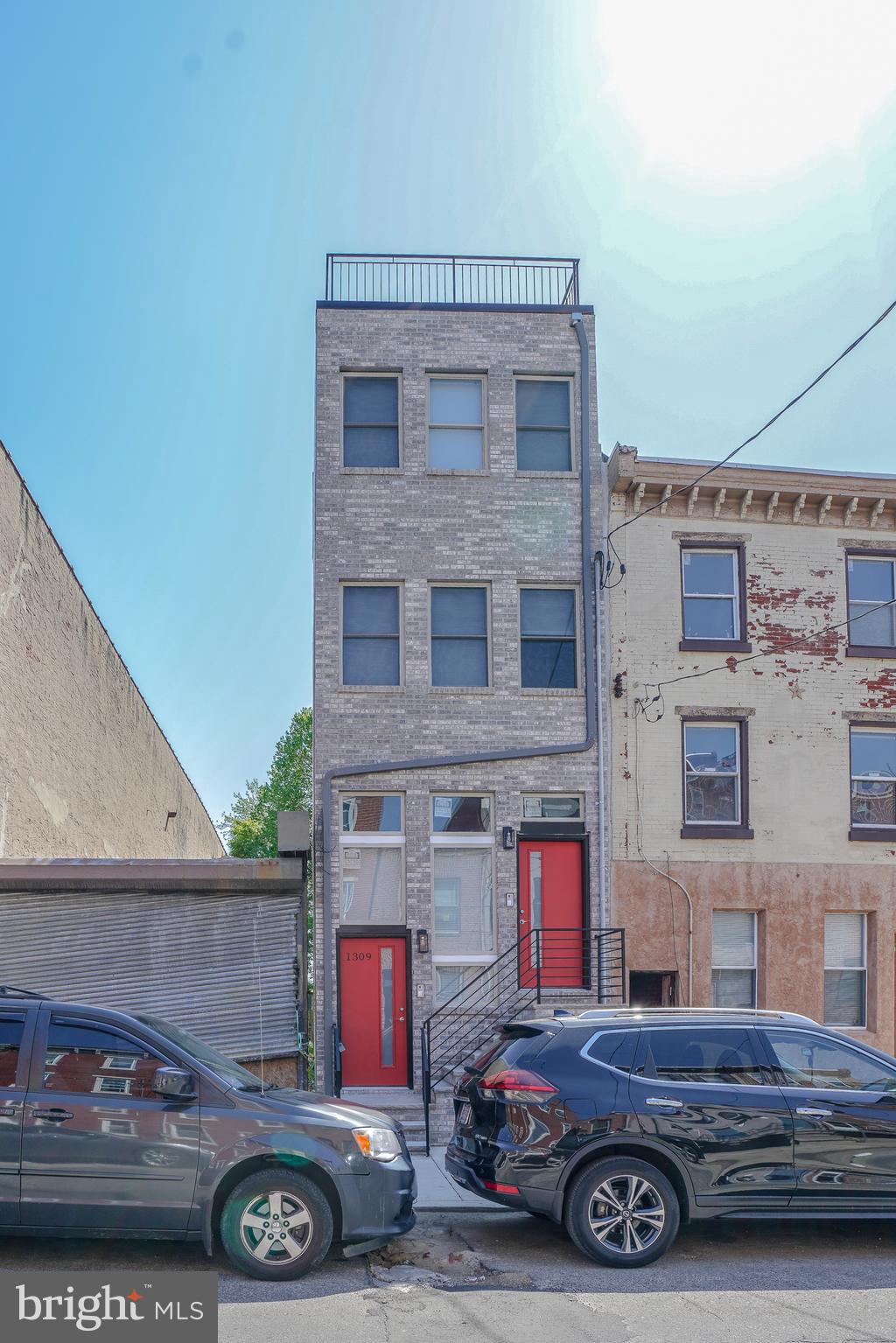 OLDE KENSINGTON - Residential Lease