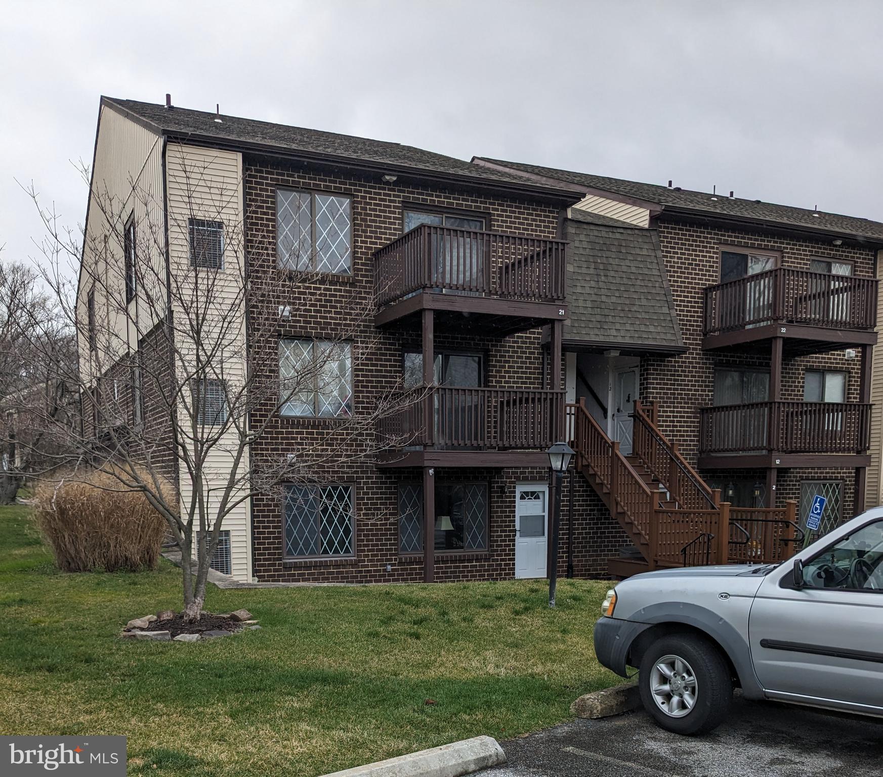 HILLTOP - Residential