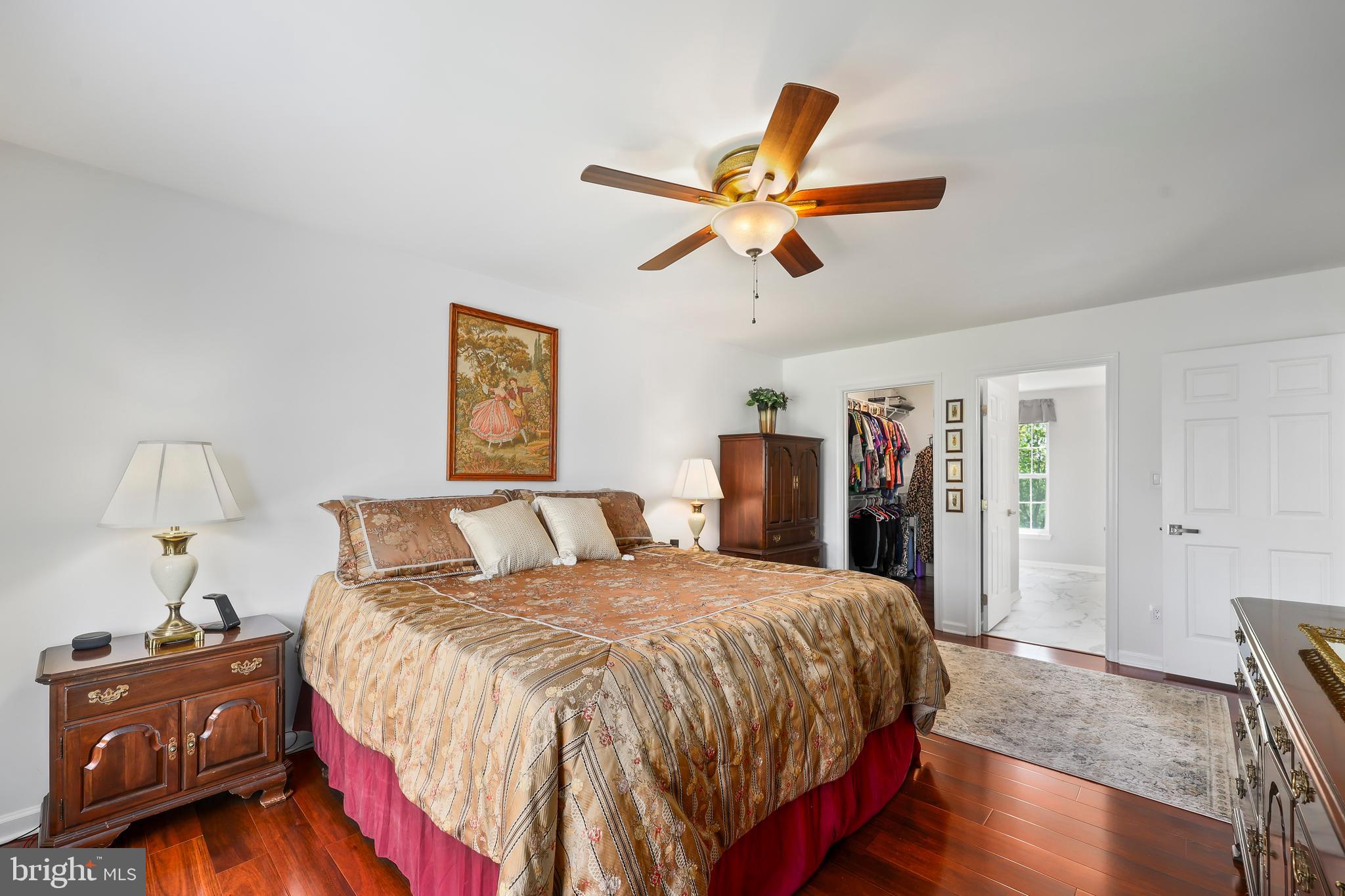 ASHBURN VILLAGE - Residential