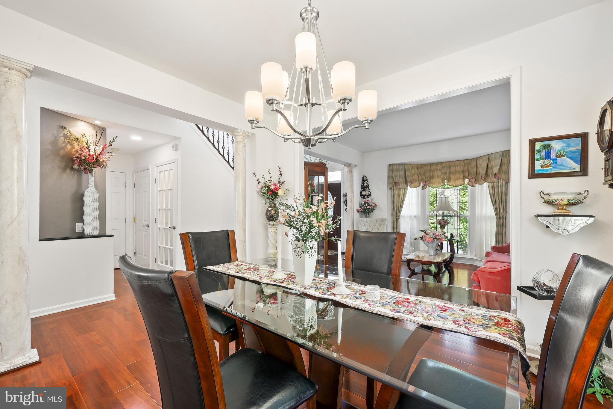 ASHBURN VILLAGE - Residential