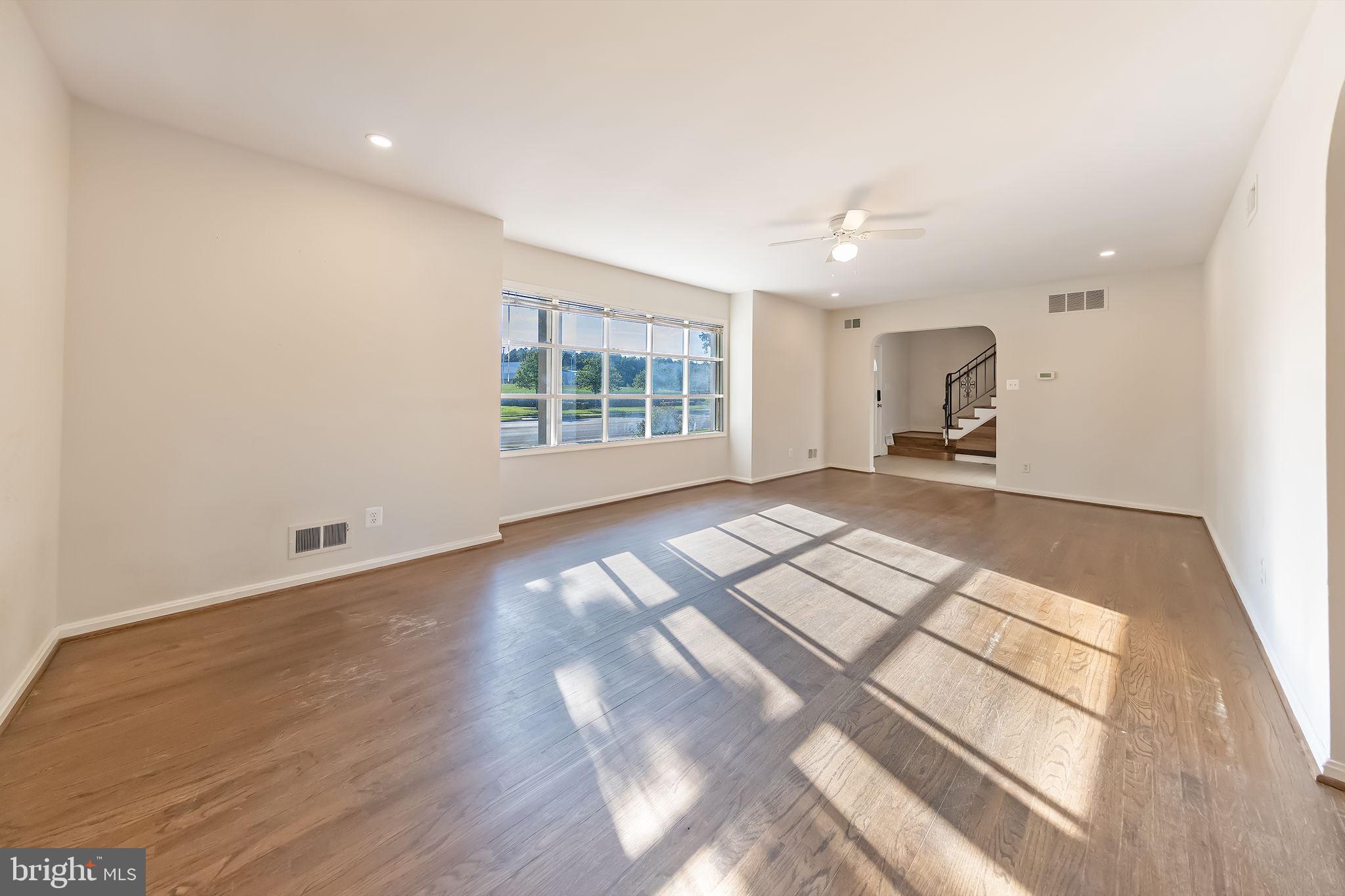 ROSECROFT PARK - Residential