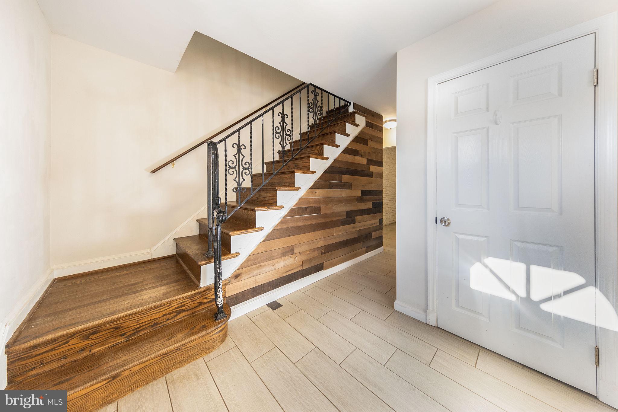 ROSECROFT PARK - Residential