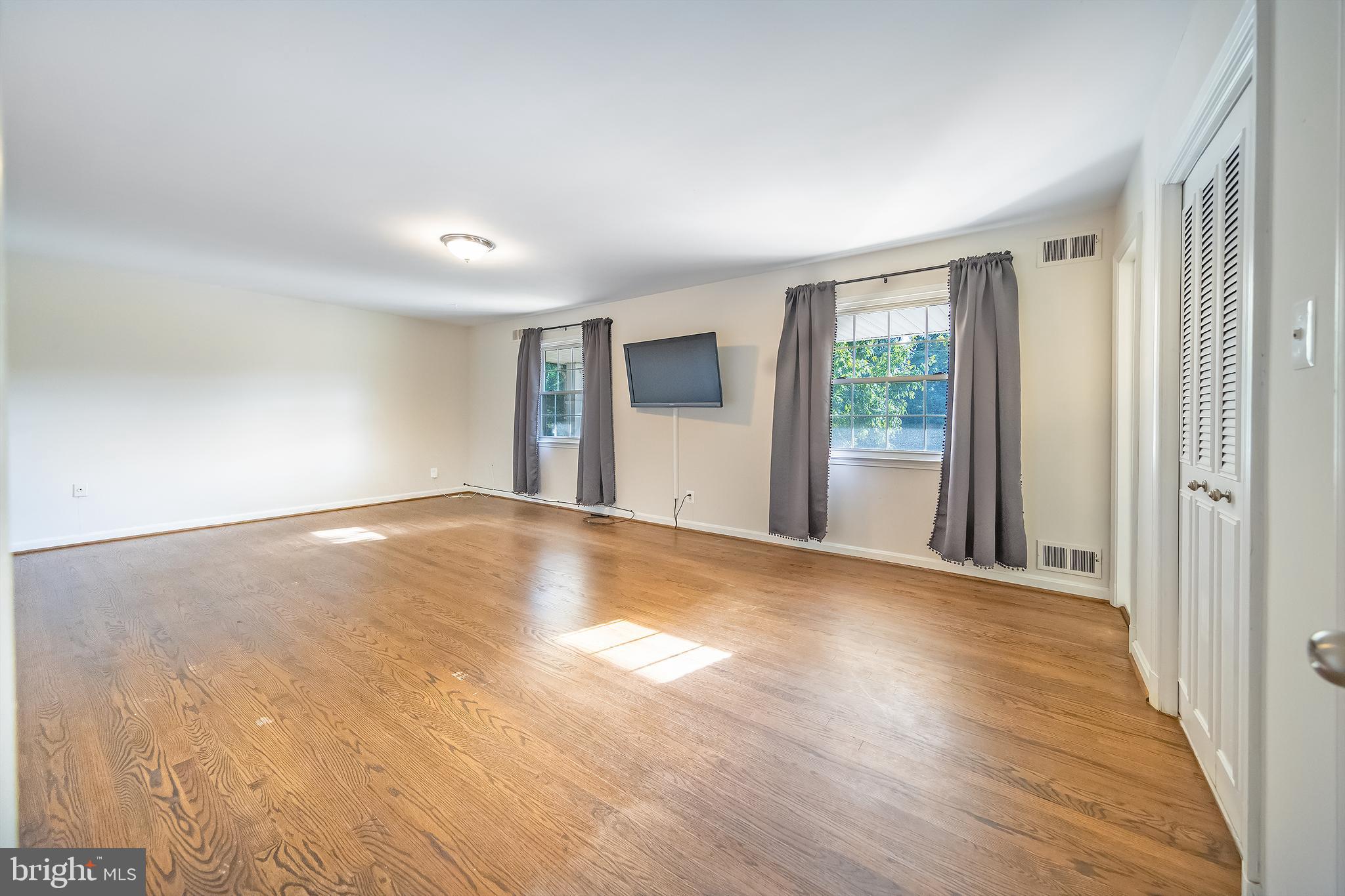 ROSECROFT PARK - Residential