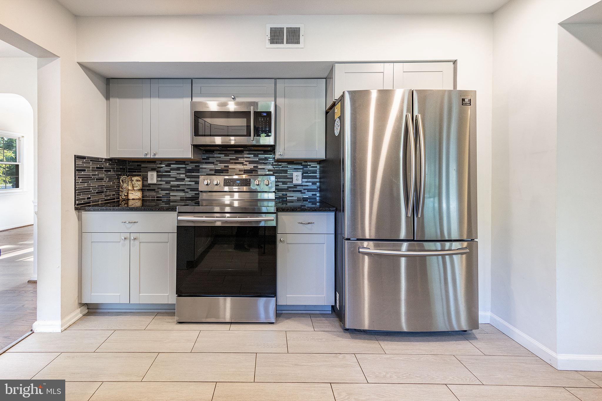 ROSECROFT PARK - Residential