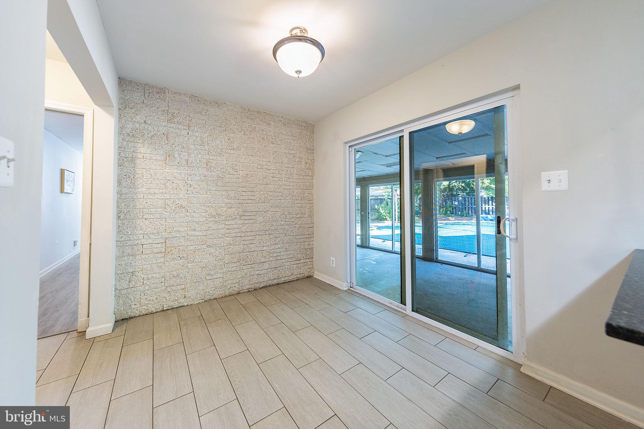 ROSECROFT PARK - Residential