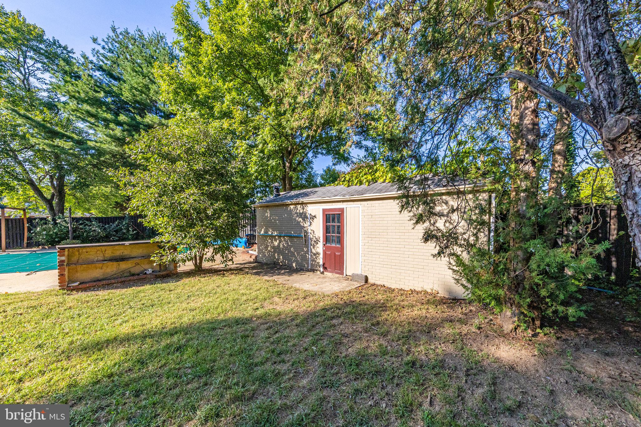 ROSECROFT PARK - Residential