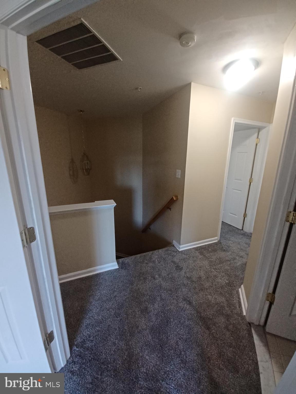 SEVEN OAKS - Residential