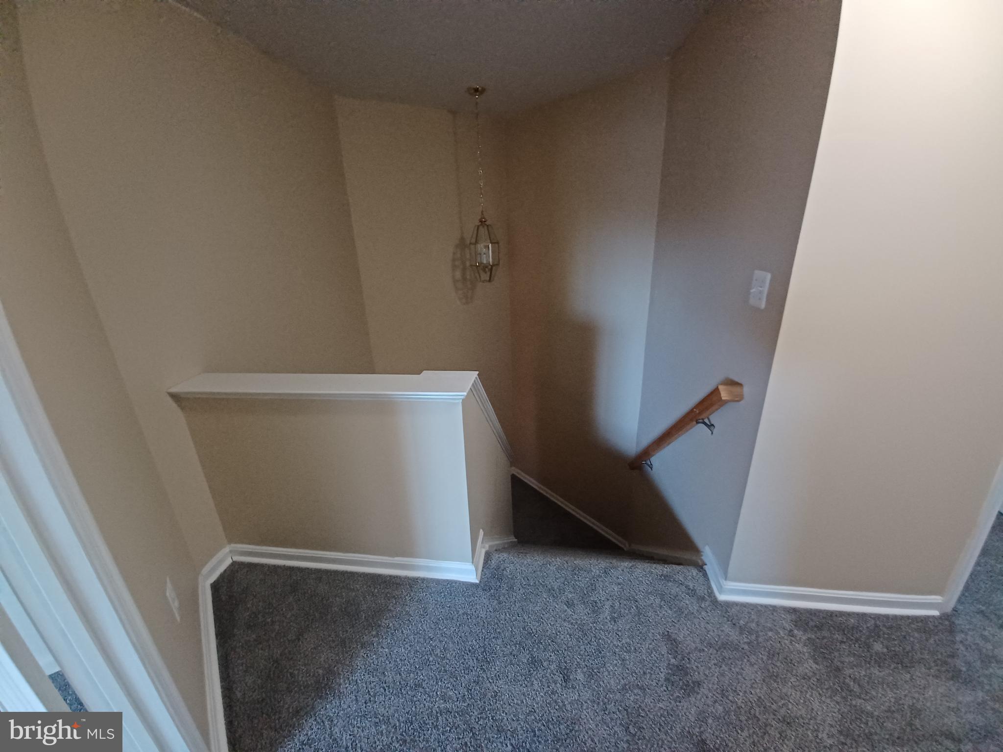 SEVEN OAKS - Residential