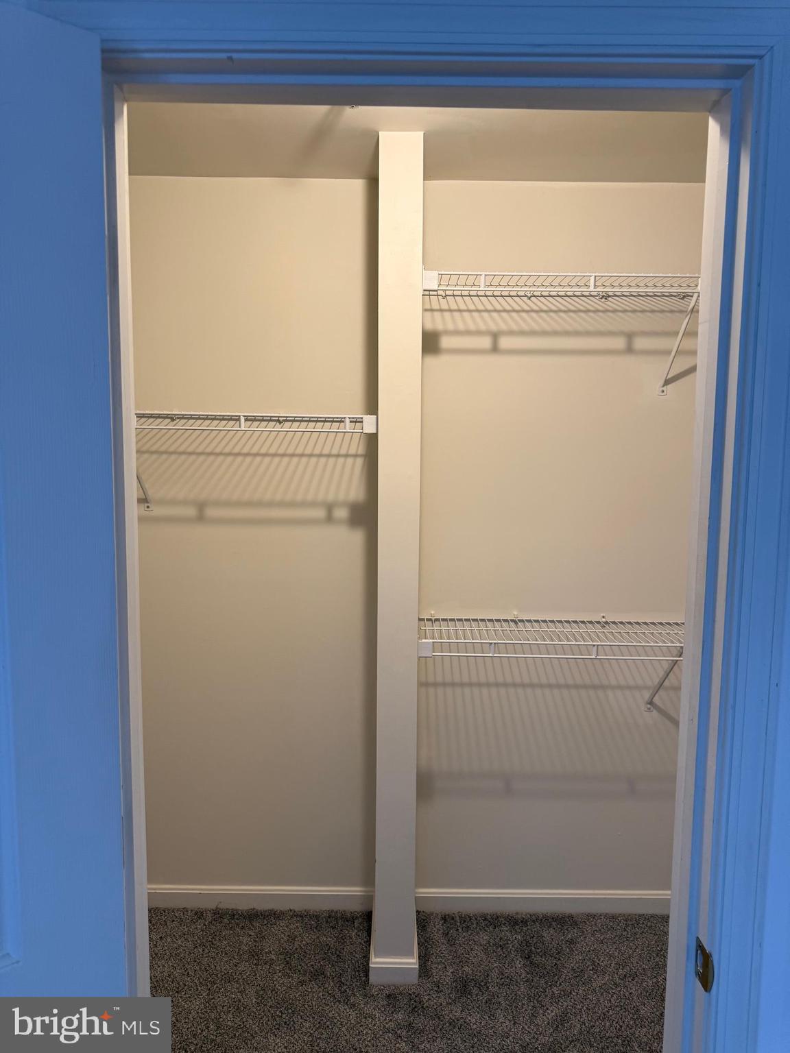 SEVEN OAKS - Residential