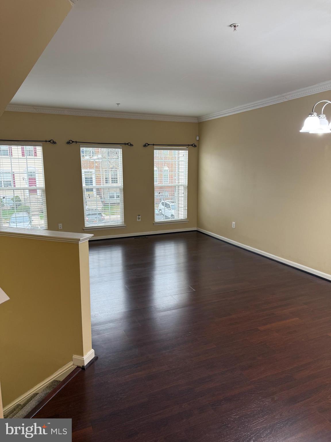 SEVEN OAKS - Residential