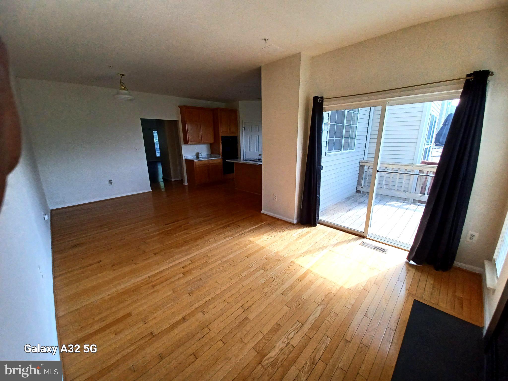 SEVEN OAKS - Residential