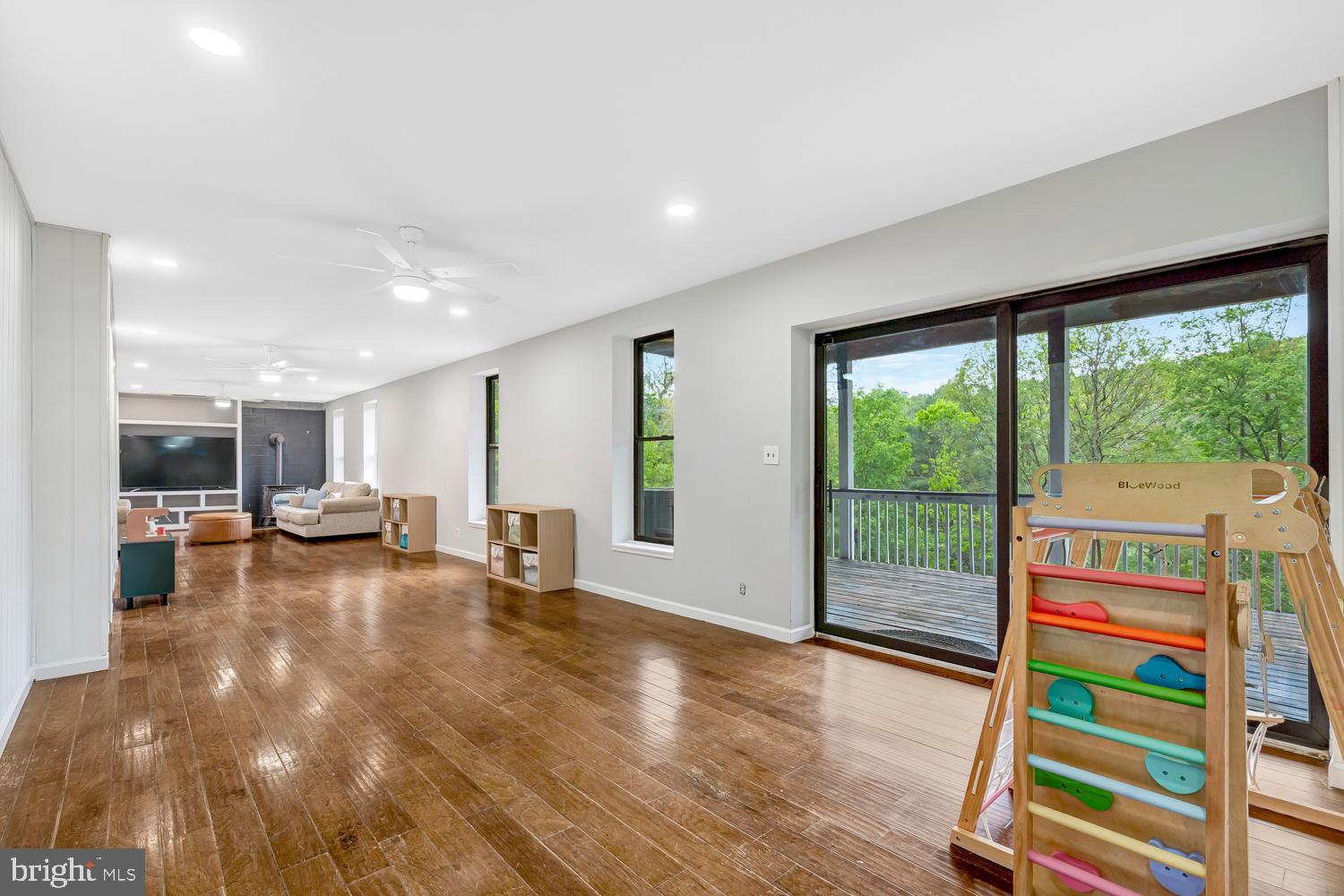 GREEN HILL FOREST - Residential