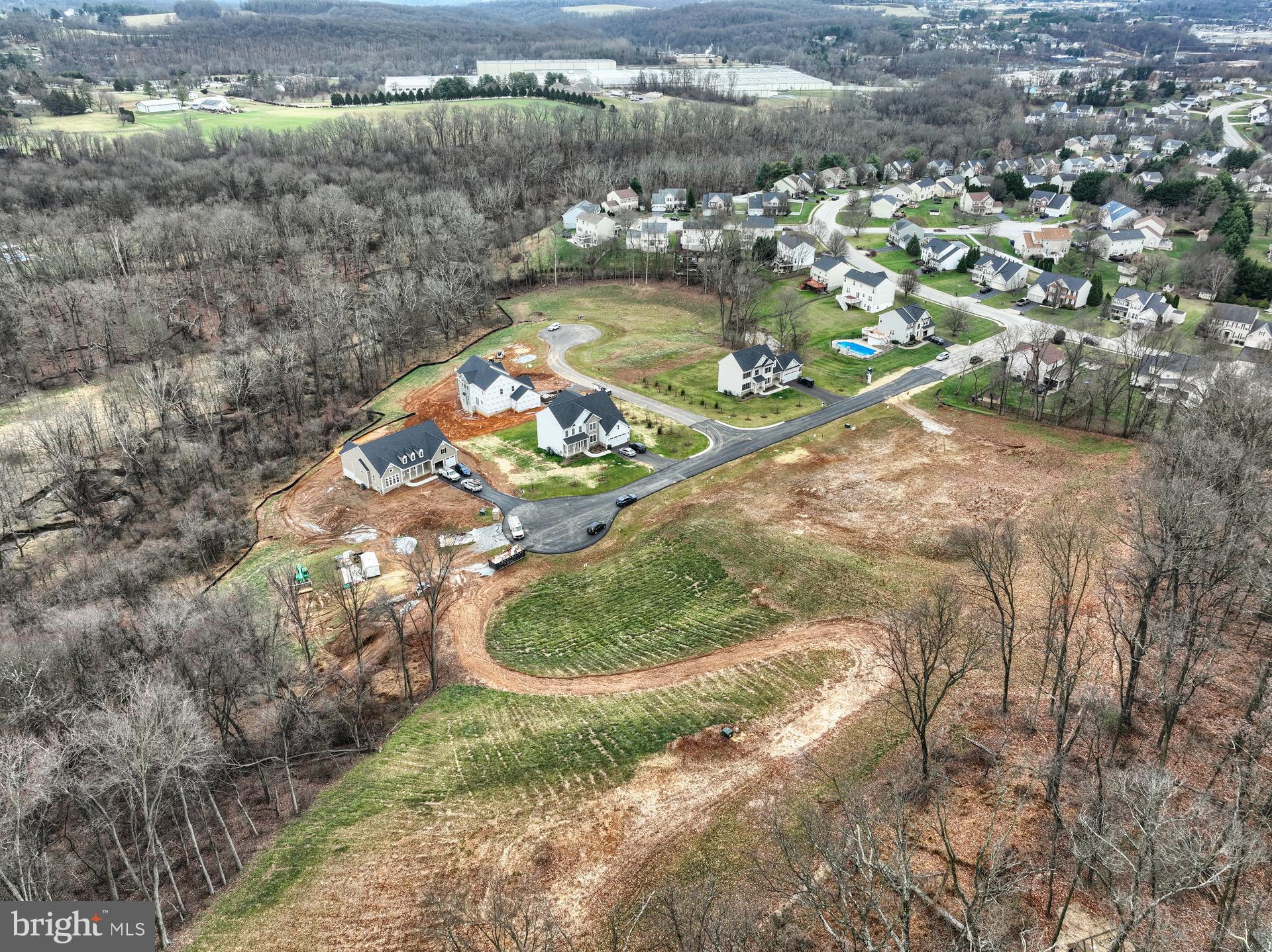 LEGACY FARMS - Residential