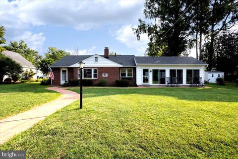 25 ALGONQUIN ROAD CAMBRIDGE MD 21613