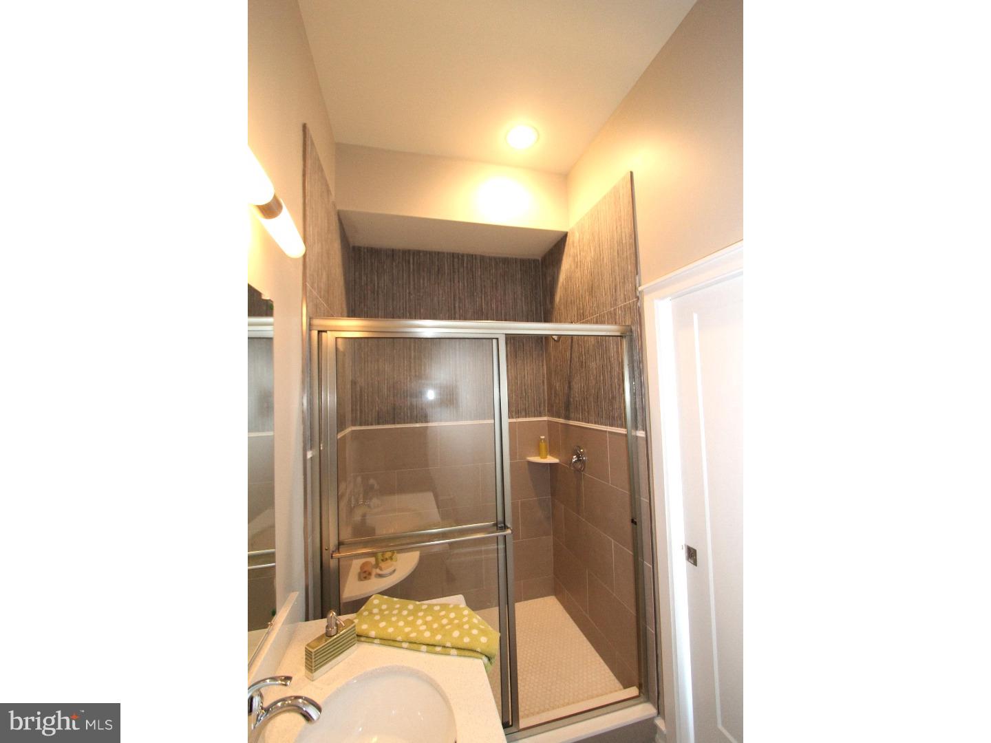SOUTH KENSINGTON - Residential