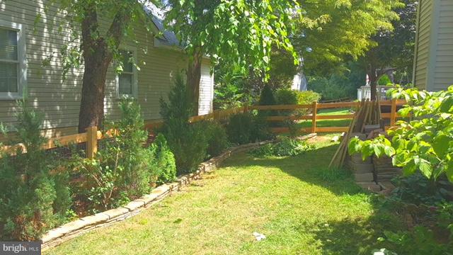 POTOMAC LAKES - Residential