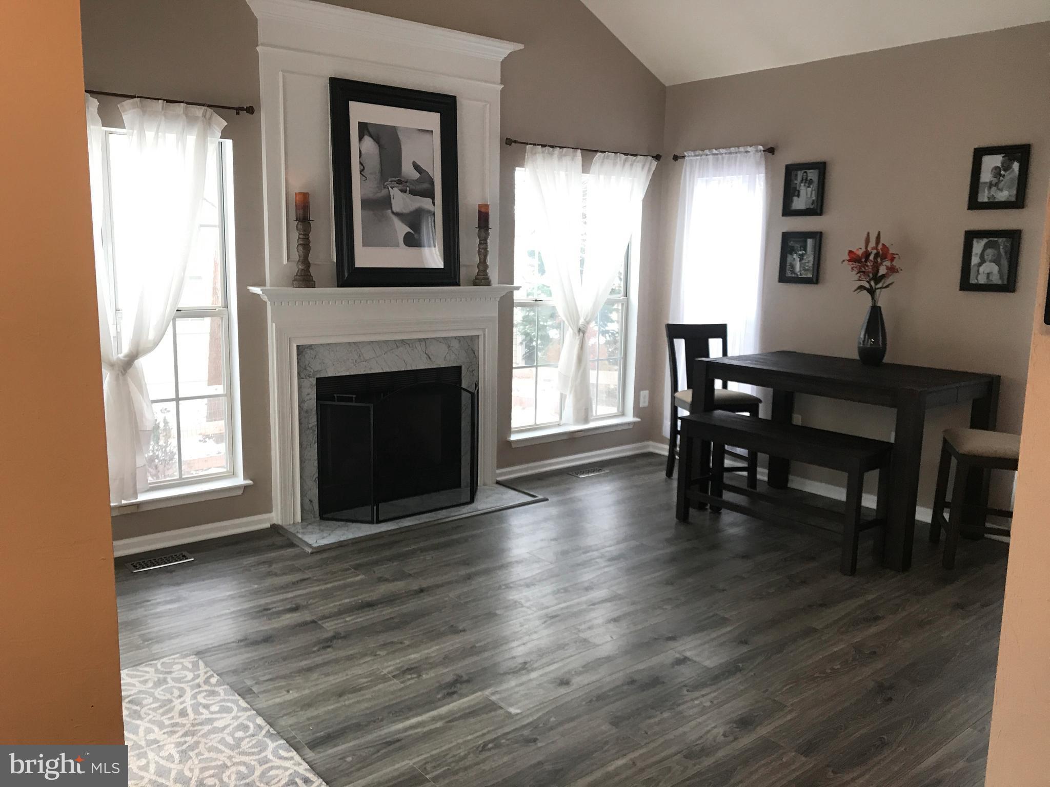 POTOMAC LAKES - Residential