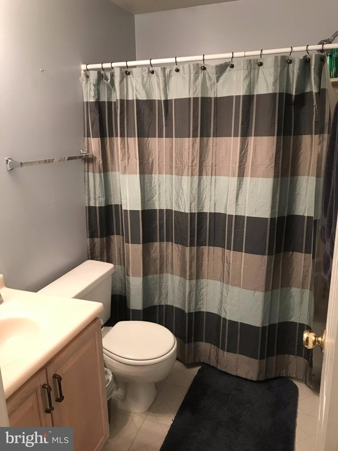 POTOMAC LAKES - Residential