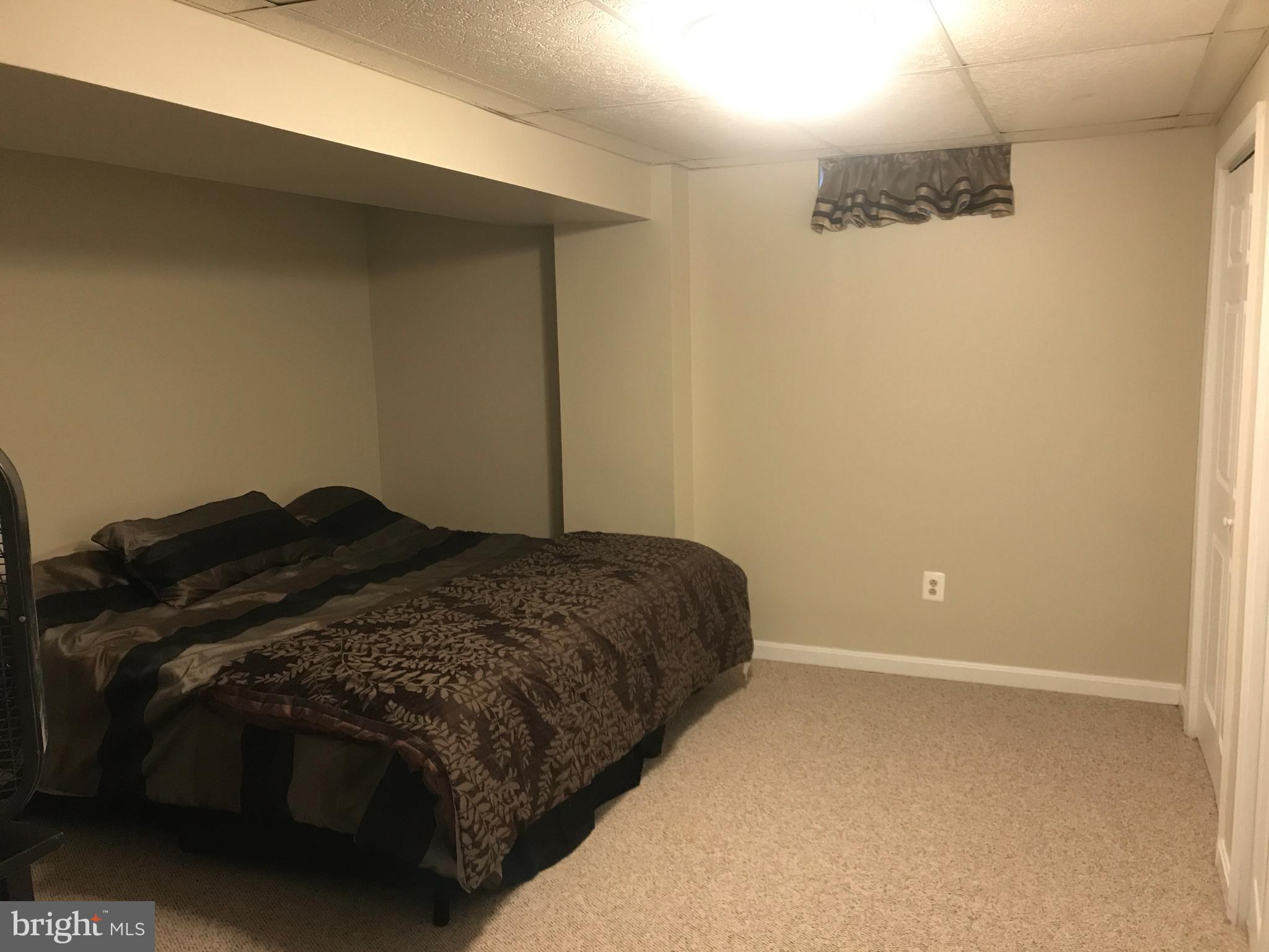 POTOMAC LAKES - Residential