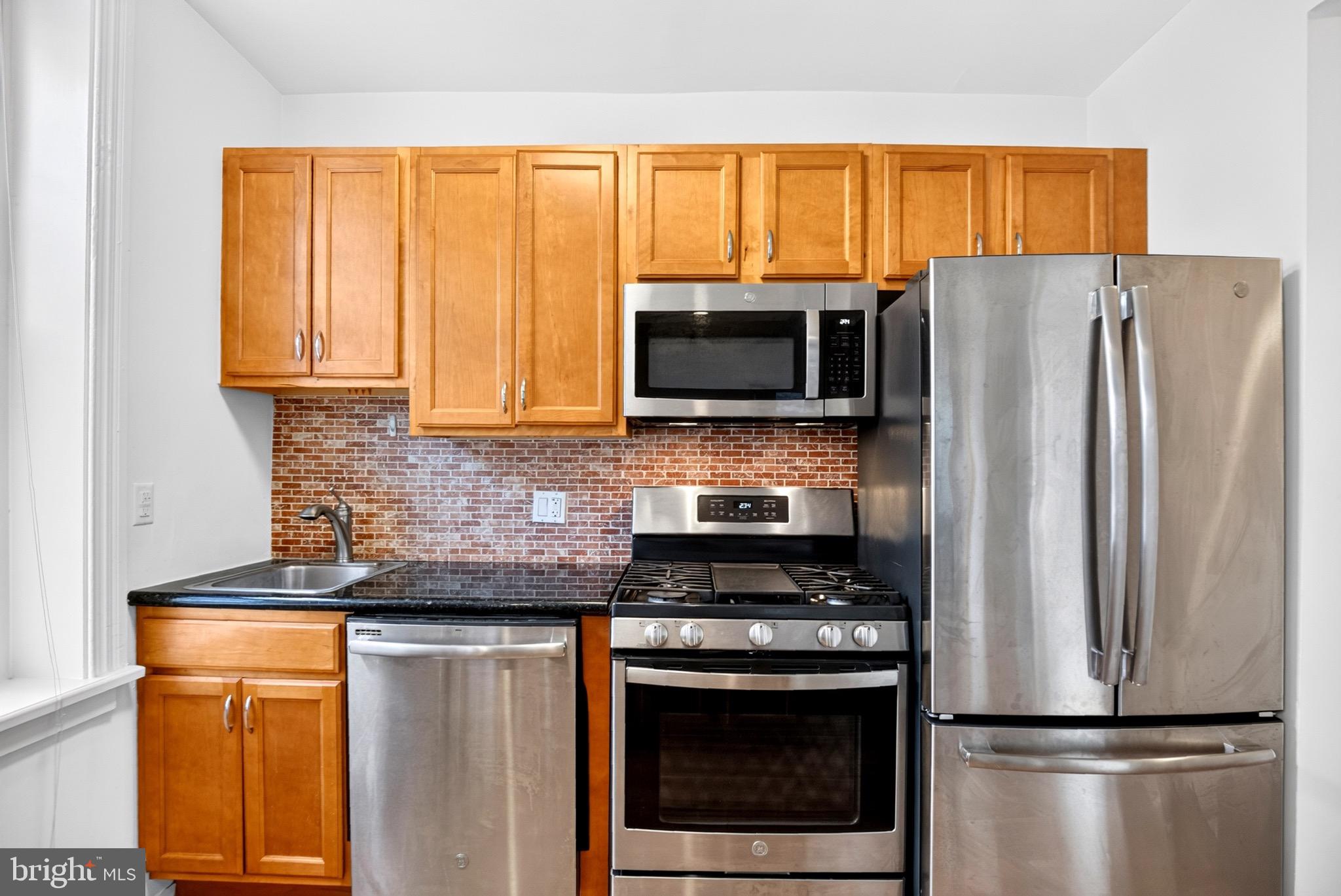334 S 12TH STREET 3F