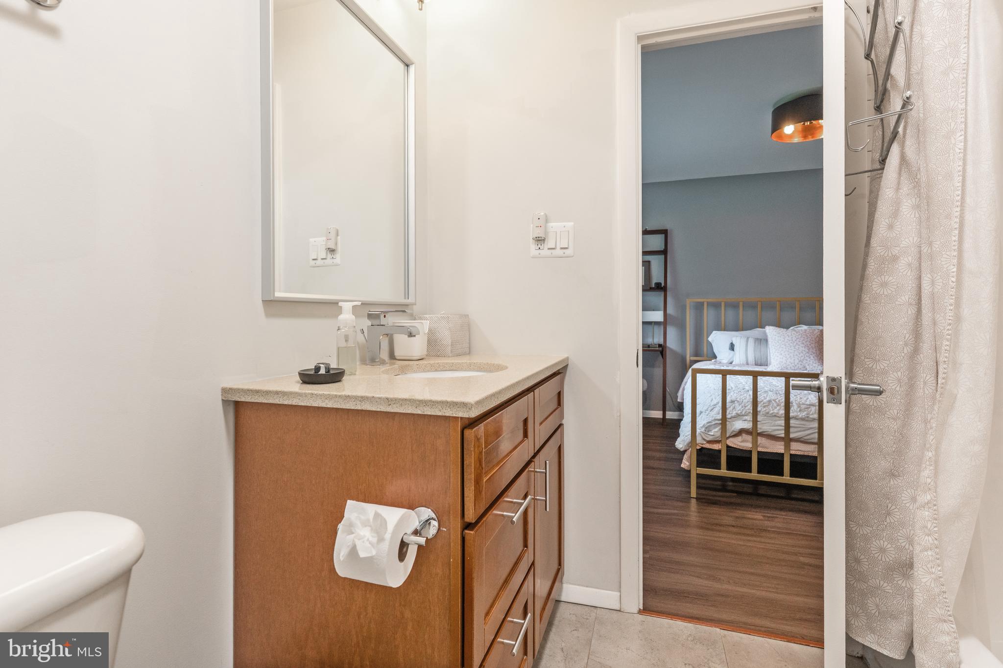 TANTALLON ON THE POTOMAC - Residential Lease