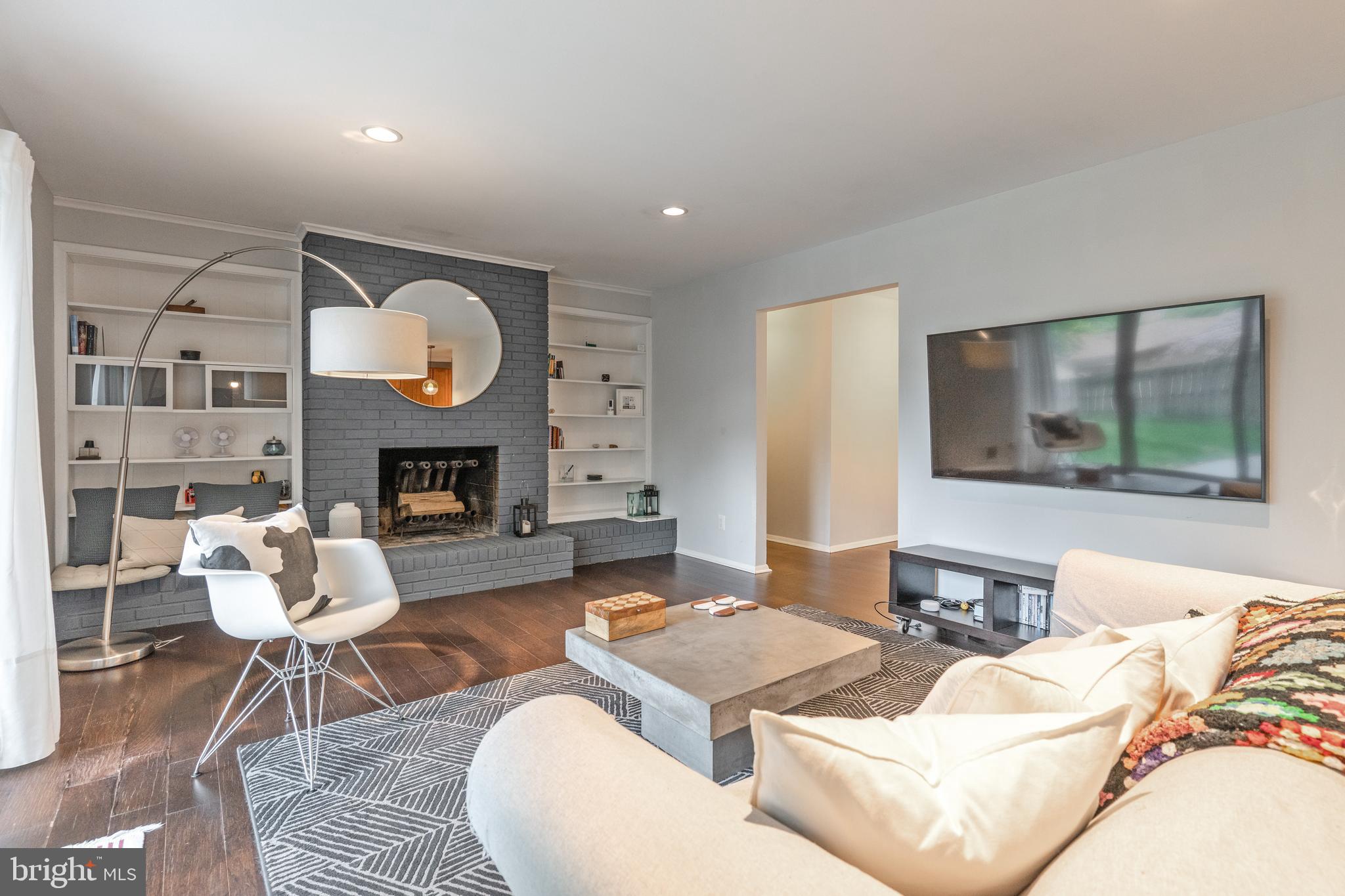 TANTALLON ON THE POTOMAC - Residential Lease