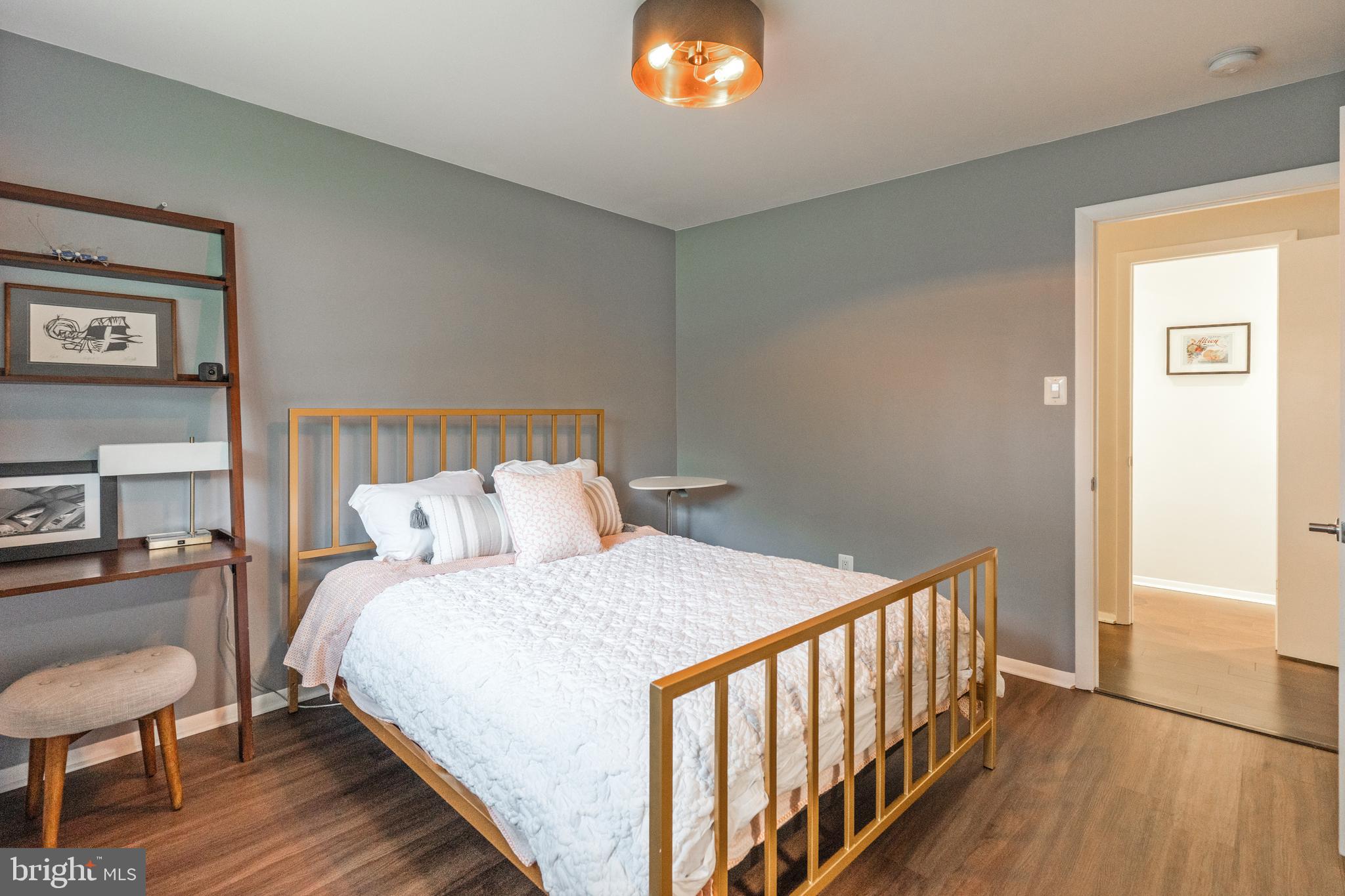 TANTALLON ON THE POTOMAC - Residential Lease