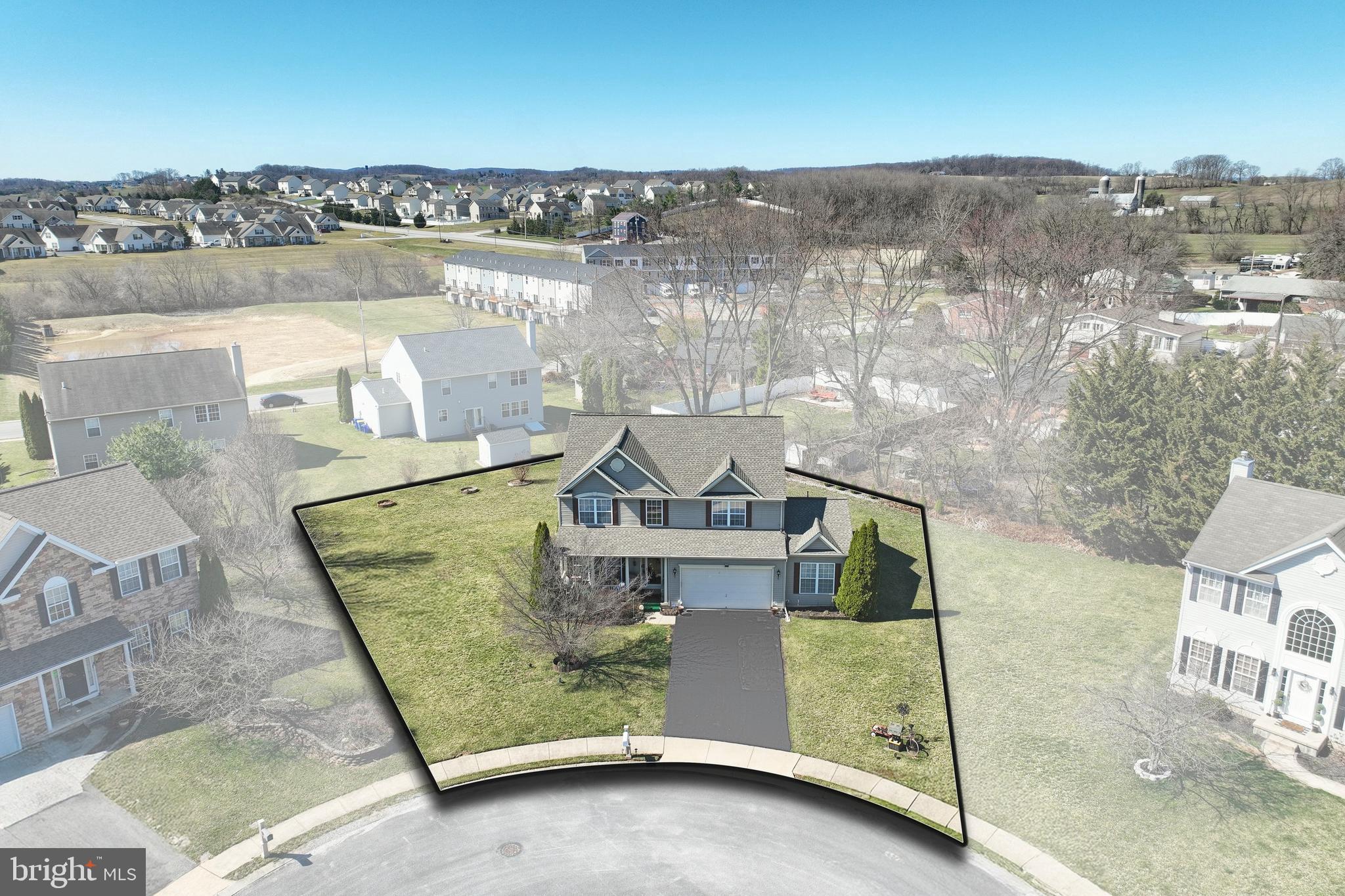 1131 PINE COURT