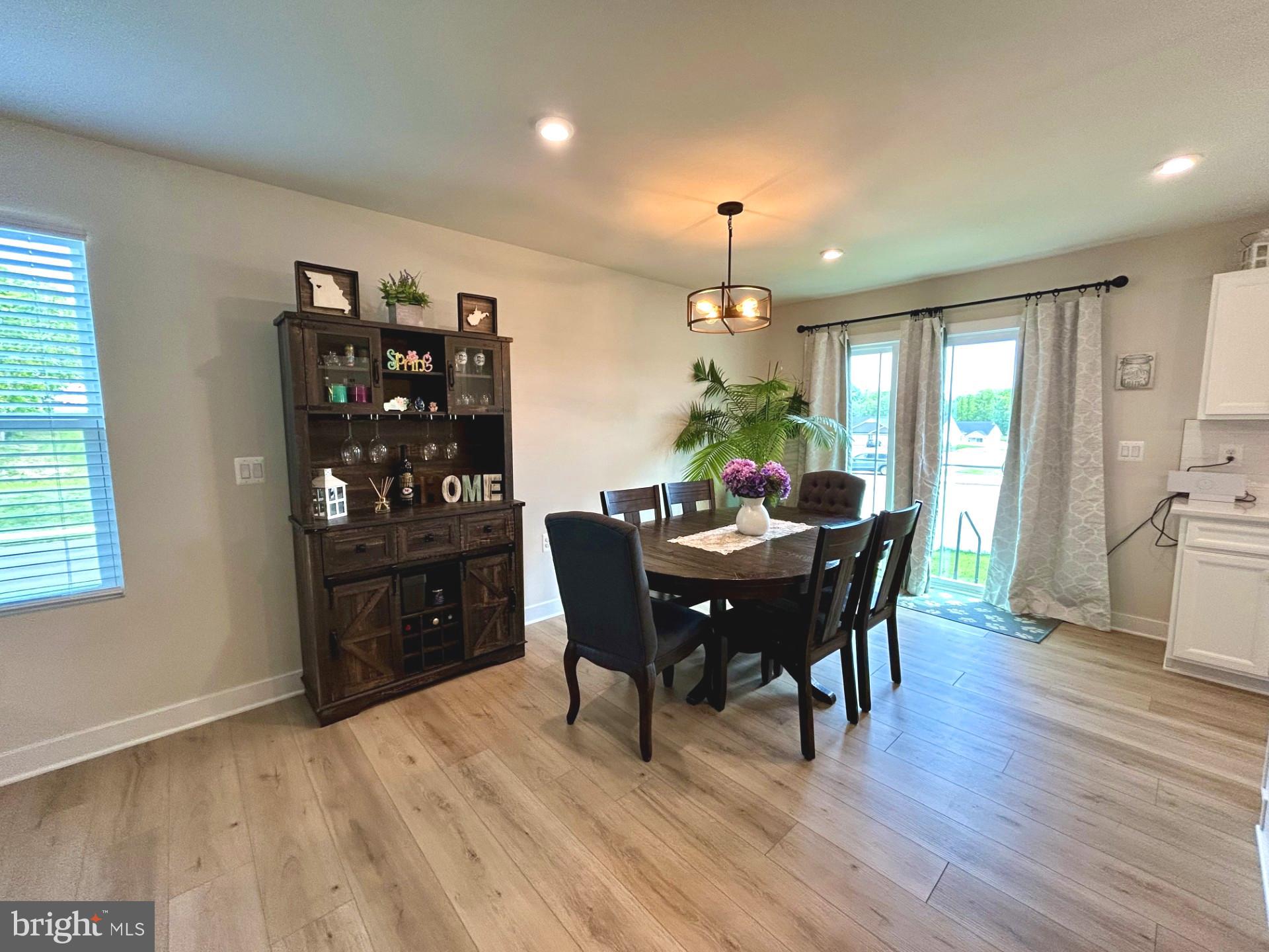 CARDINAL POINTE - Residential