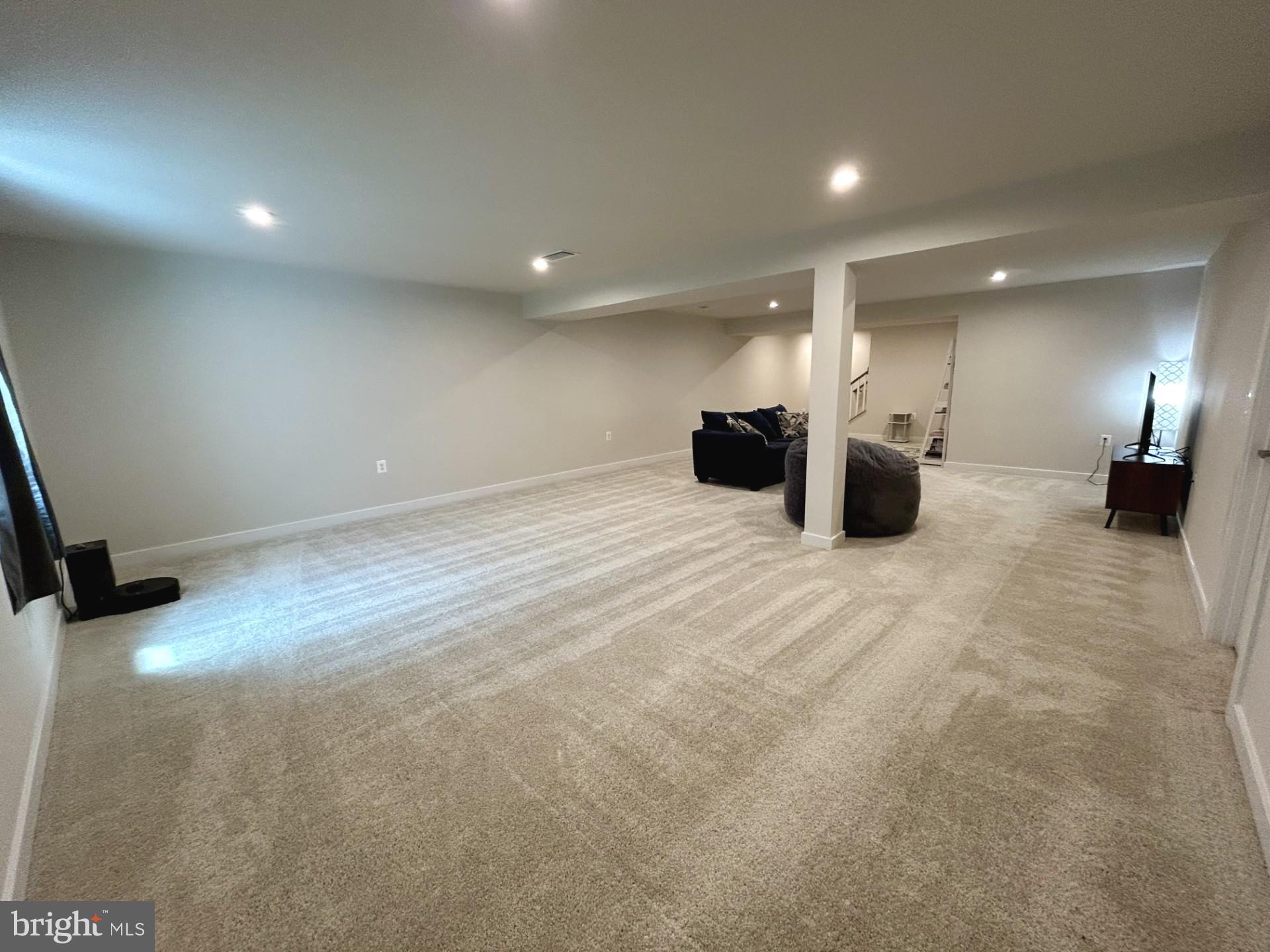 CARDINAL POINTE - Residential