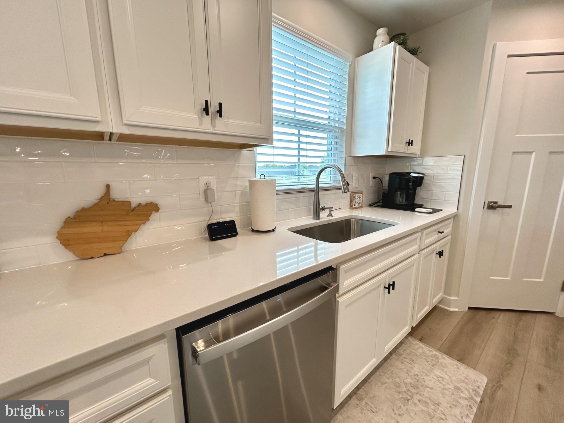 CARDINAL POINTE - Residential