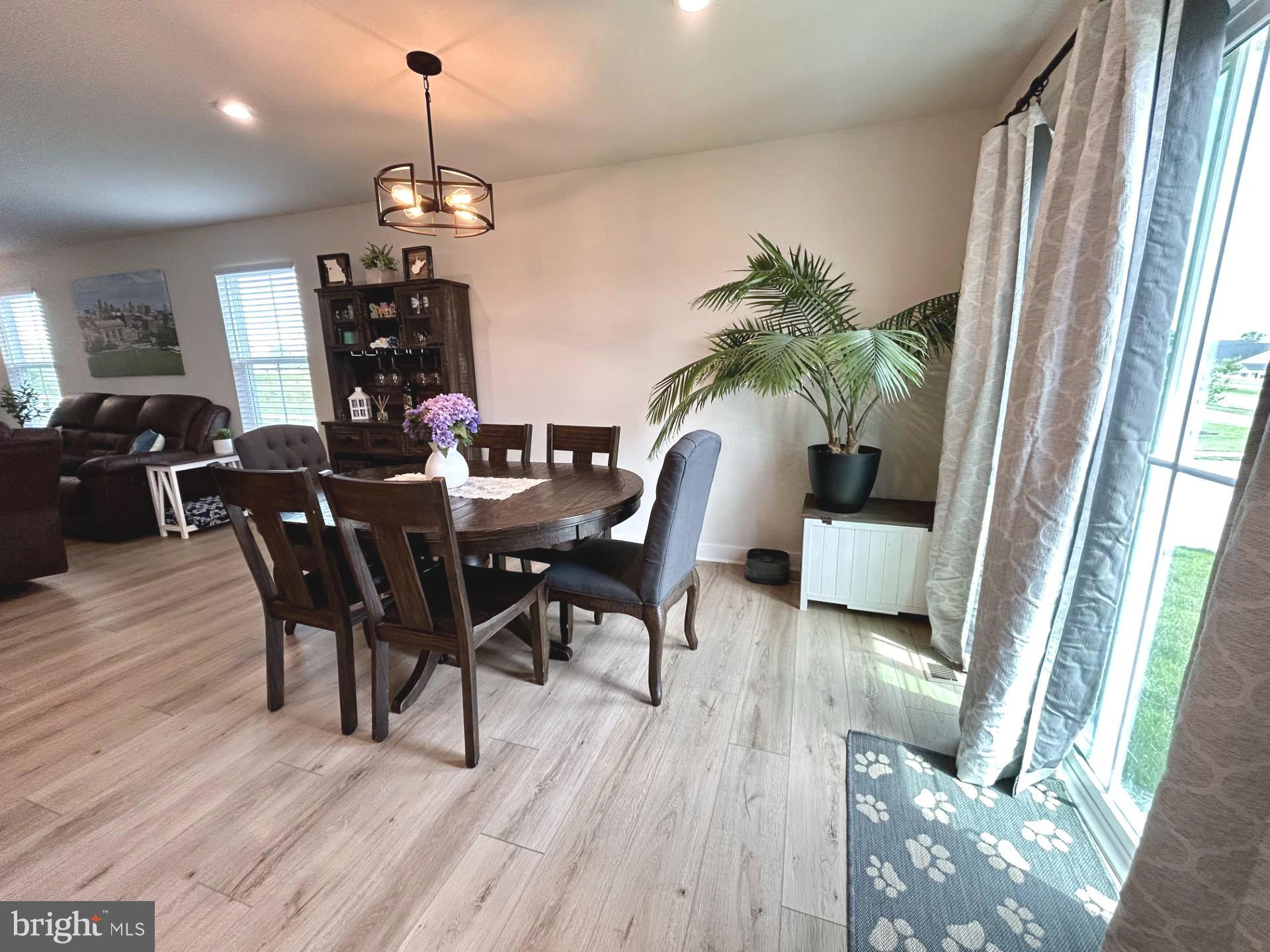 CARDINAL POINTE - Residential