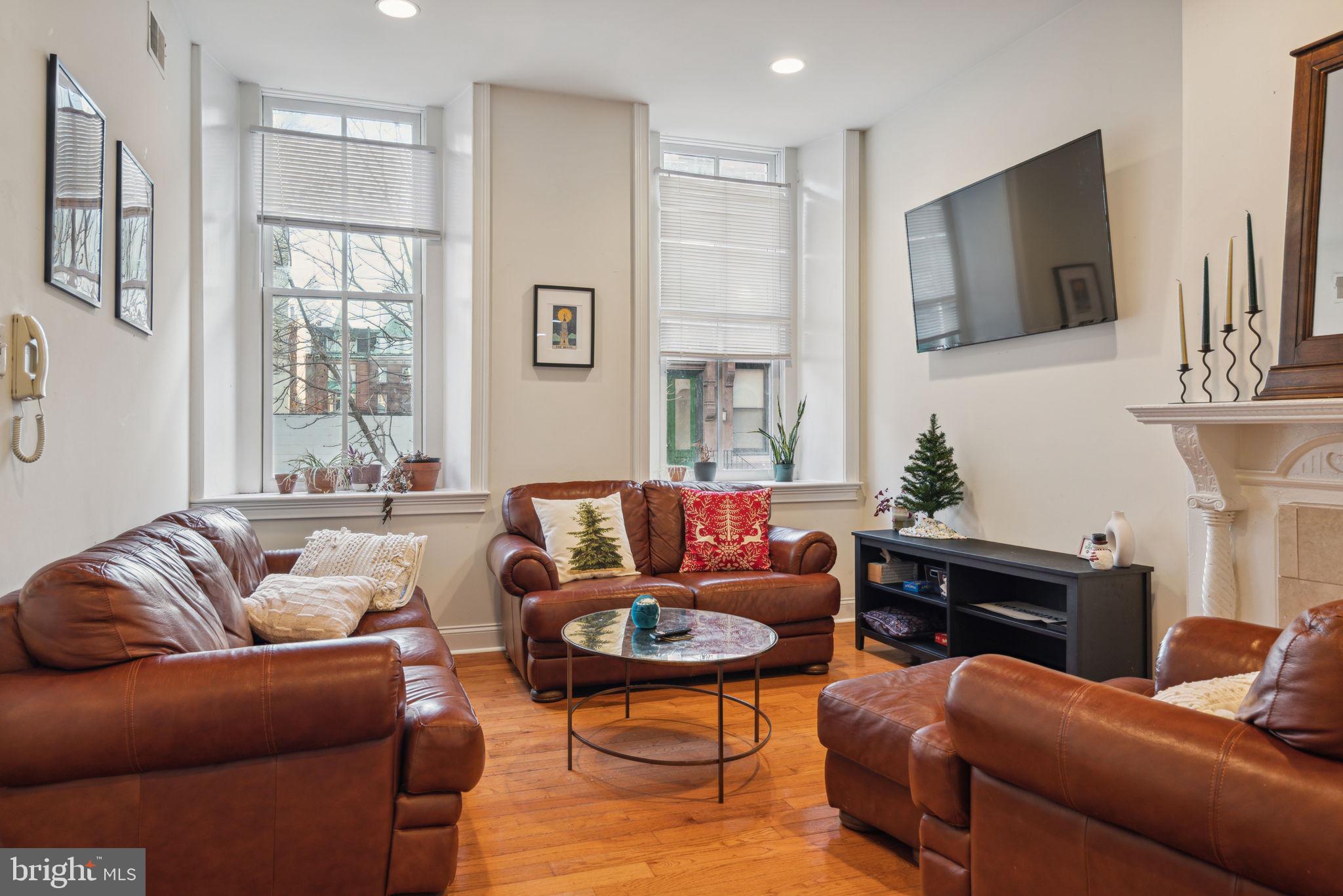 FAIRMOUNT - Residential Income