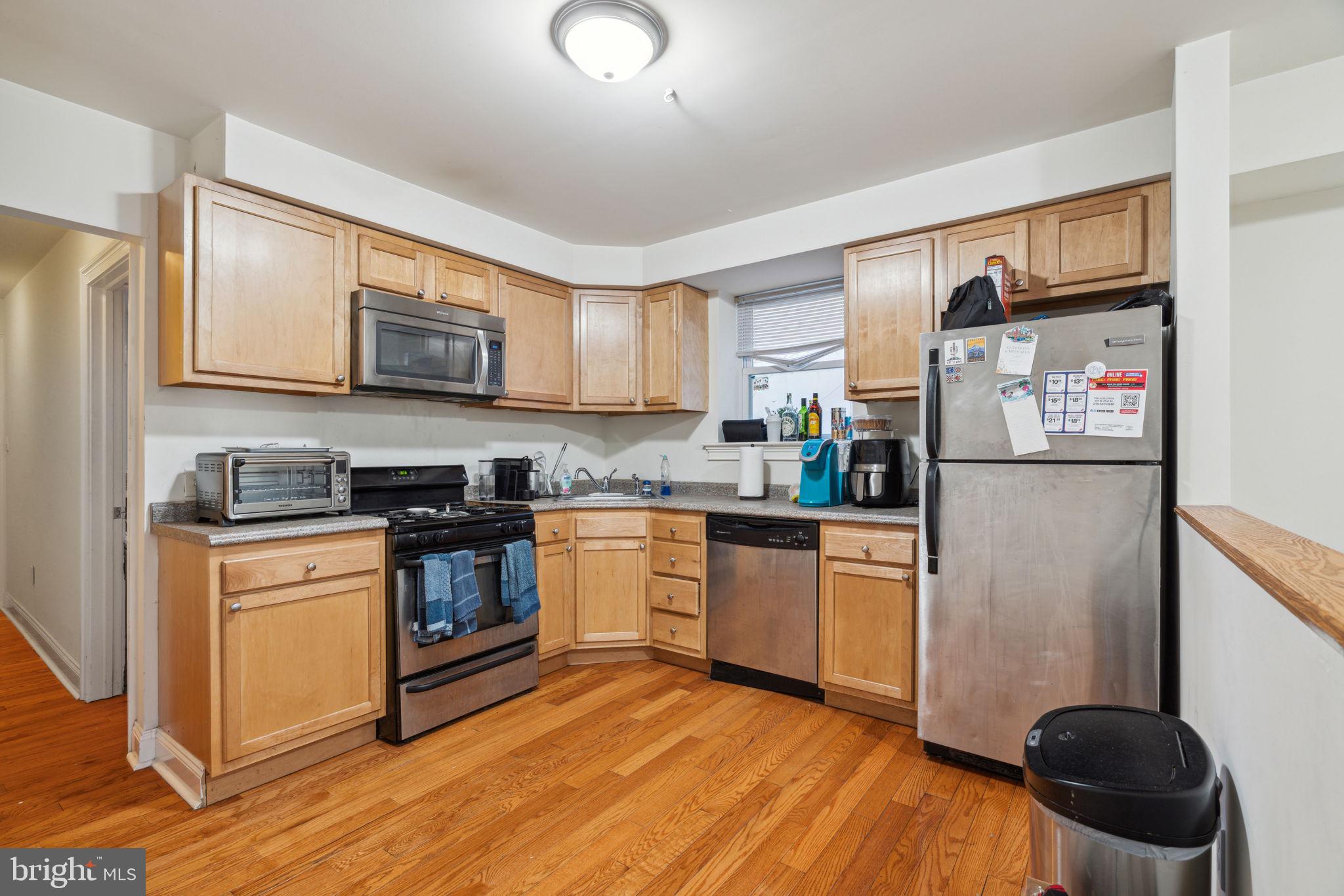 FAIRMOUNT - Residential Income